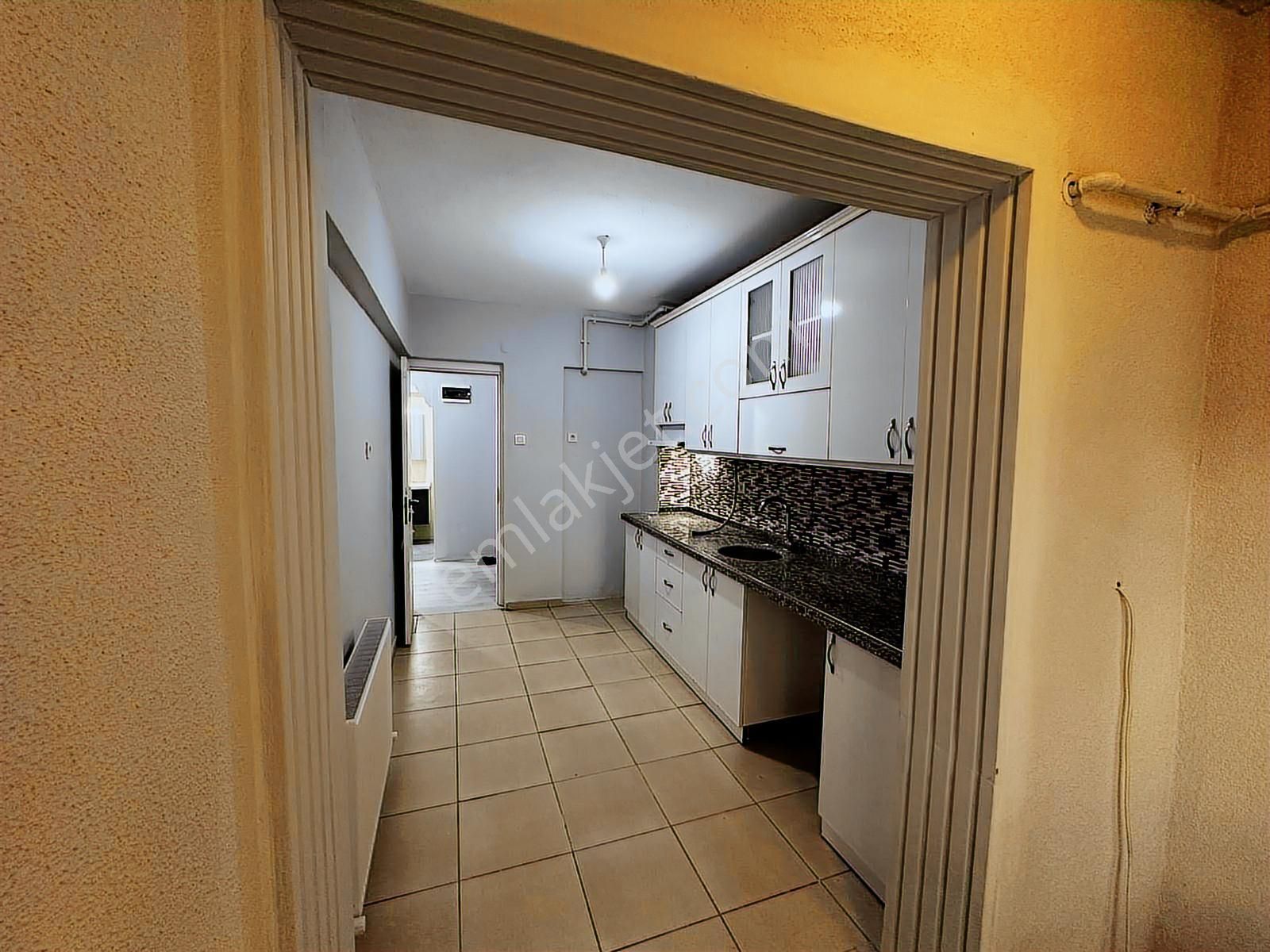 Muğla Menteşe Emirbeyazıt Mah Merkezi Konumda 2+1 Kiralık Daire - Görsel 11