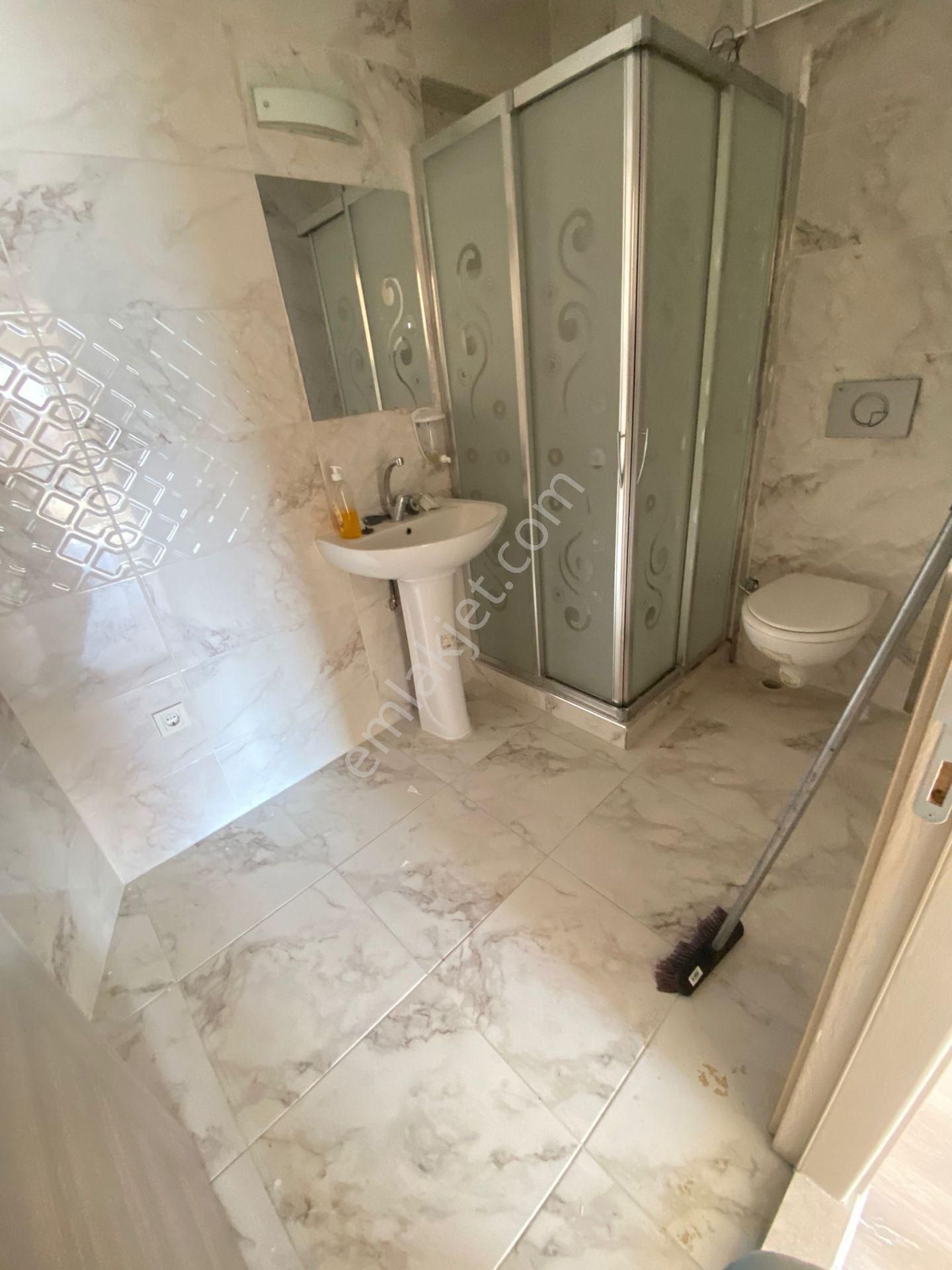 Buca Ufuk Mah.de 1+1 50m2 Balkonlu Havadar Temiz Kiralık Daire - Görsel 13