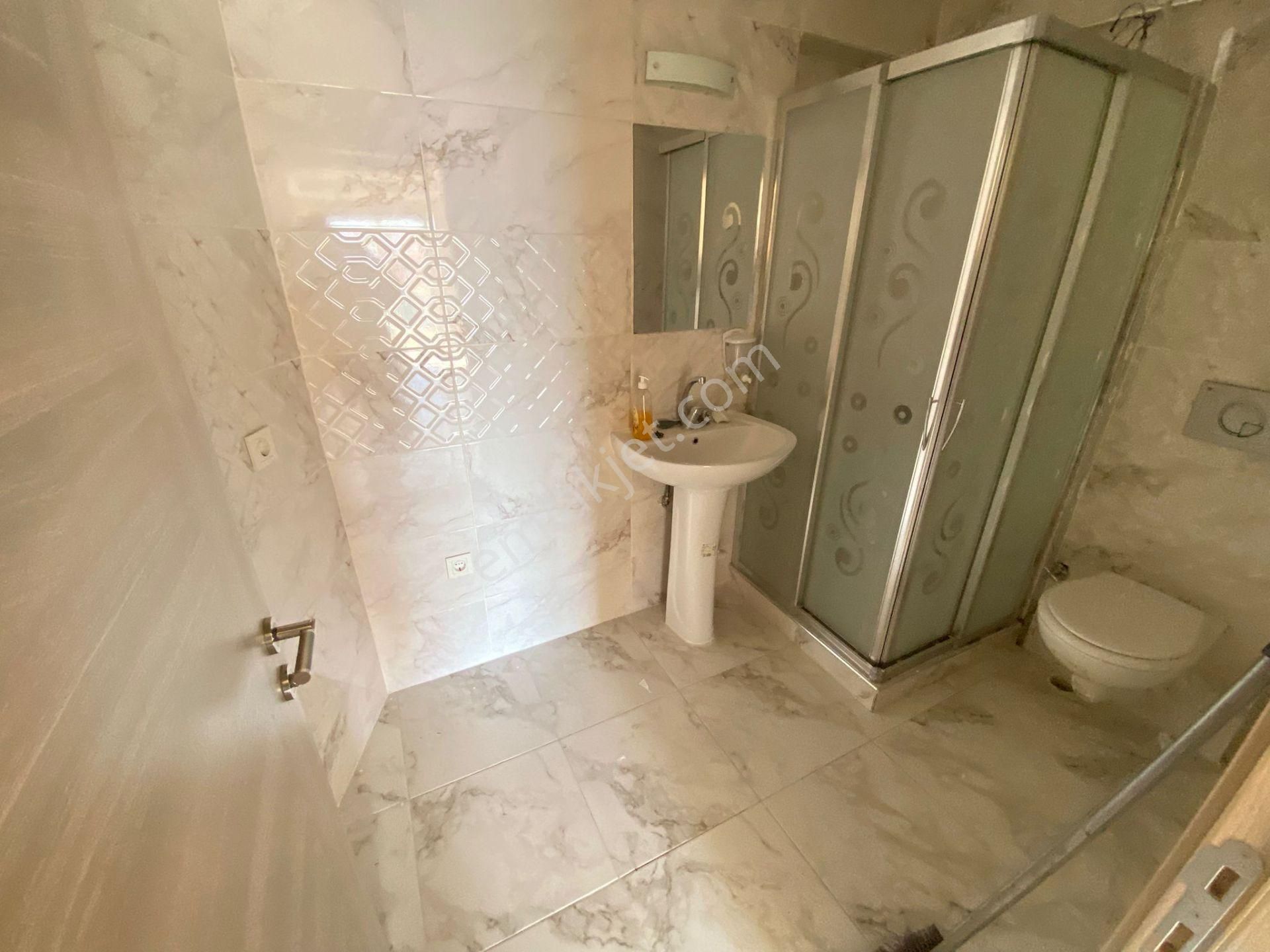 Buca Ufuk Mah.de 1+1 50m2 Balkonlu Havadar Temiz Kiralık Daire - Görsel 12