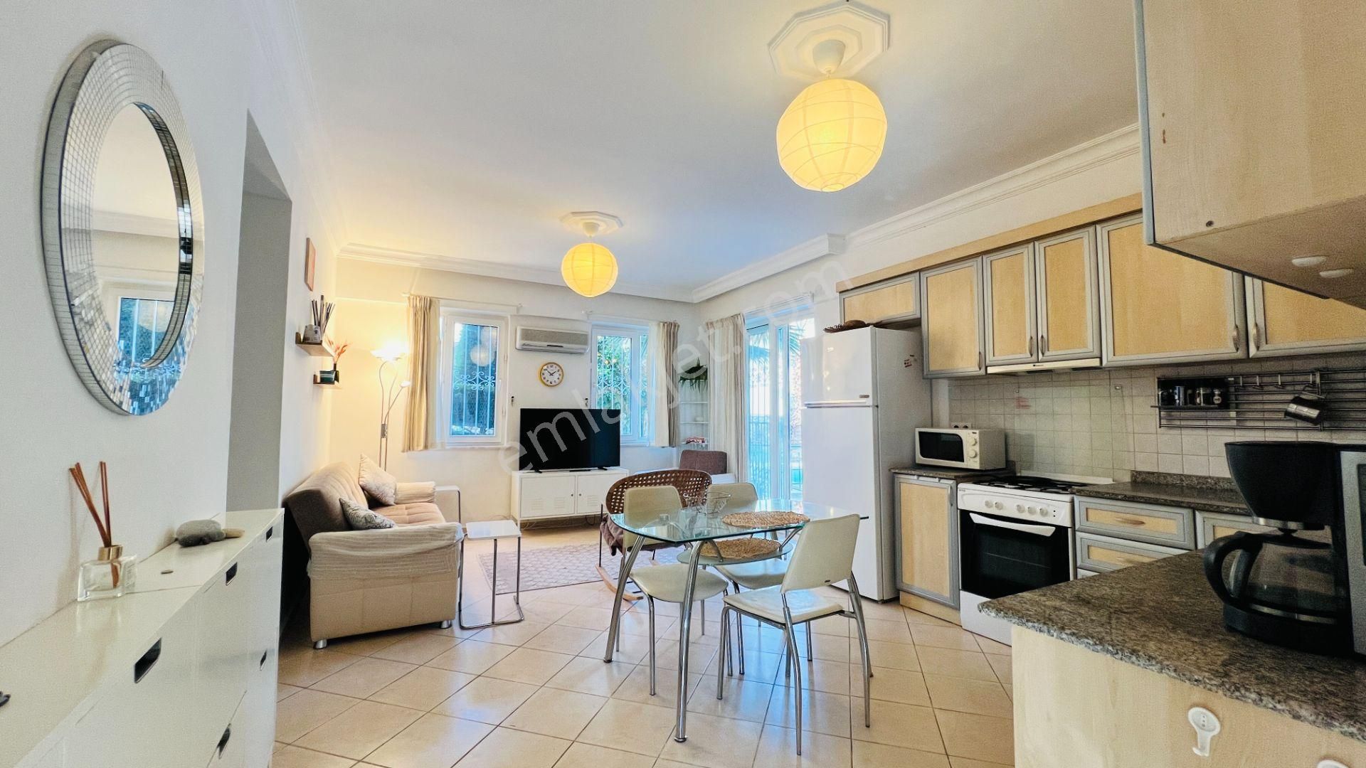 Kemer Kiriş'te Havuzlu Site İçerisinde Eşyalı Satılık 2+1 Daire - Görsel 6