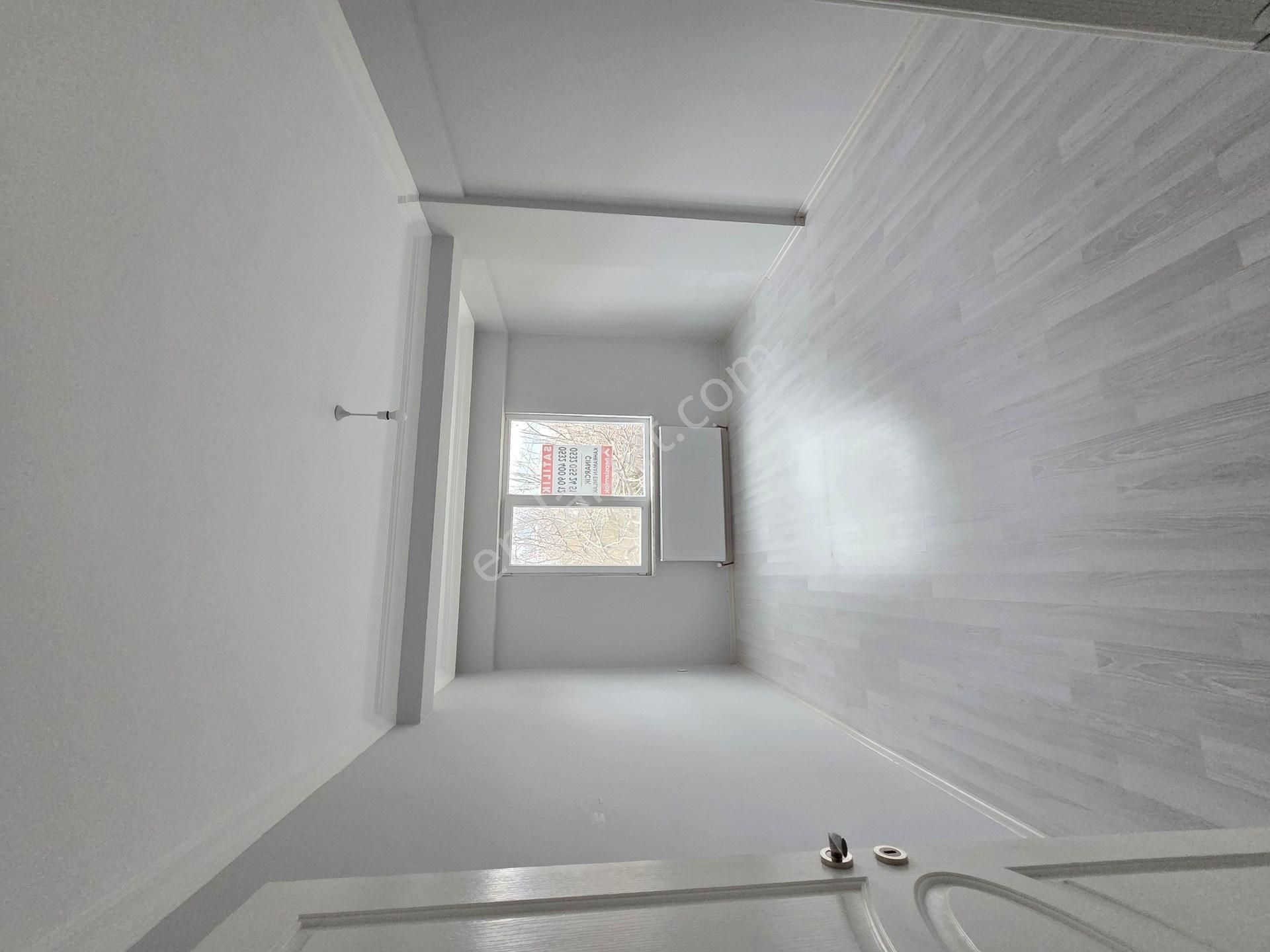 Yalova Çınarcık Çamlık'ta 2+1, 105 M² Satılık Daire, Krediye Uygun, Doğalgazlı - Görsel 9