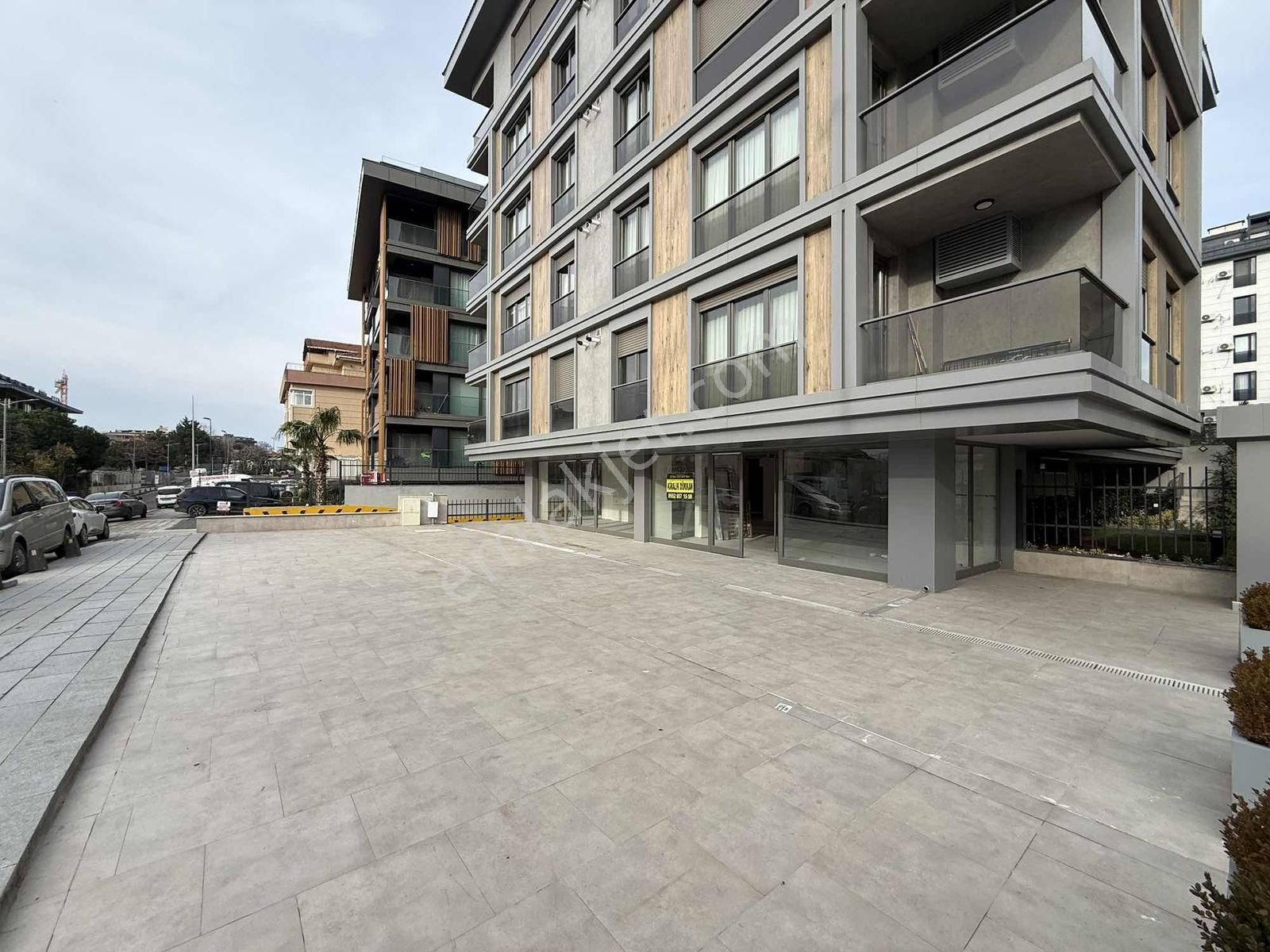Çengelköy Cadde Üzeri Sıfır 275 M² İç Kullanım Alanlı Kiralık - Görsel 6