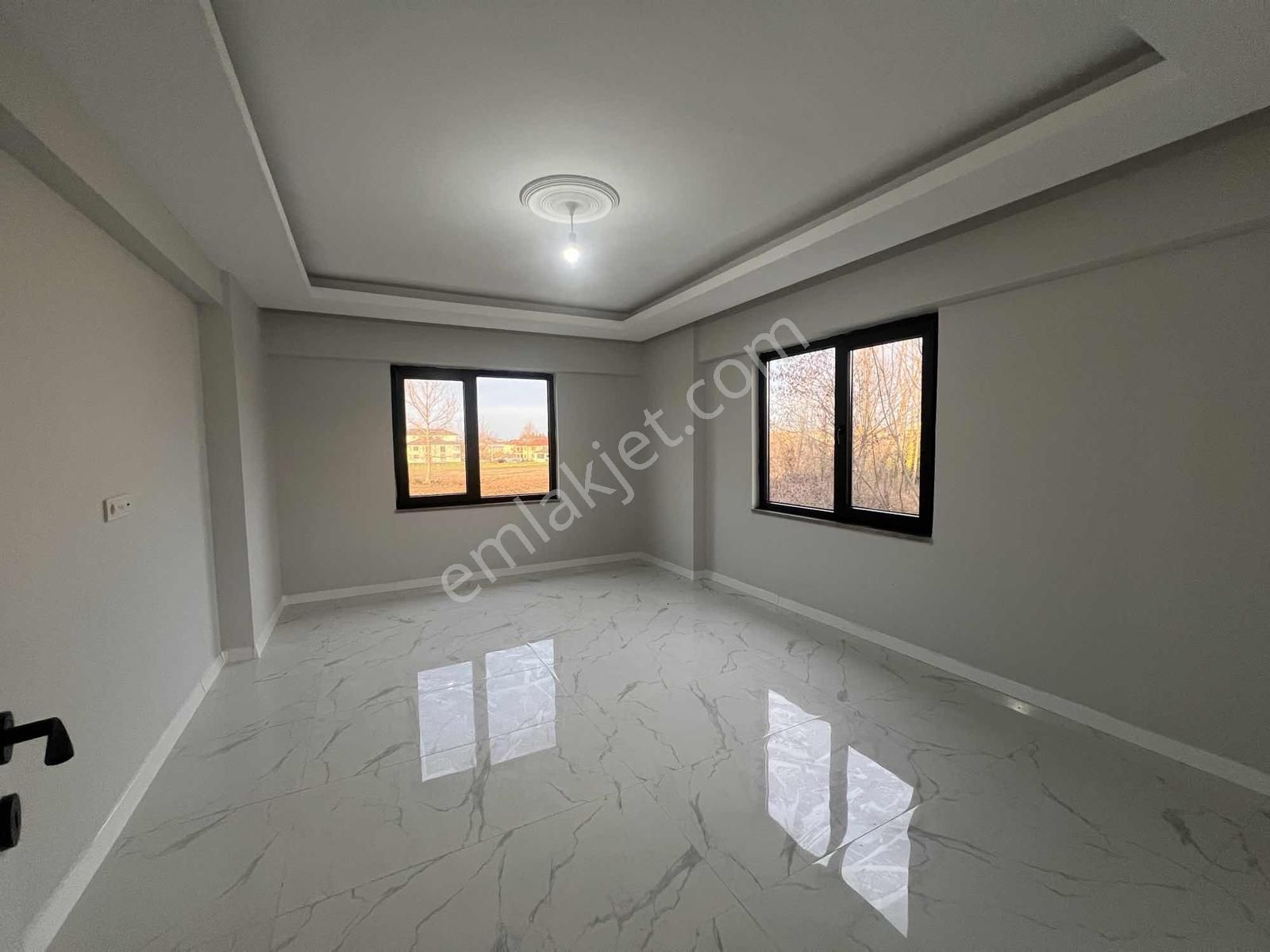 Yön Group'tan Kiralık 2+1 Daire - Görsel 12