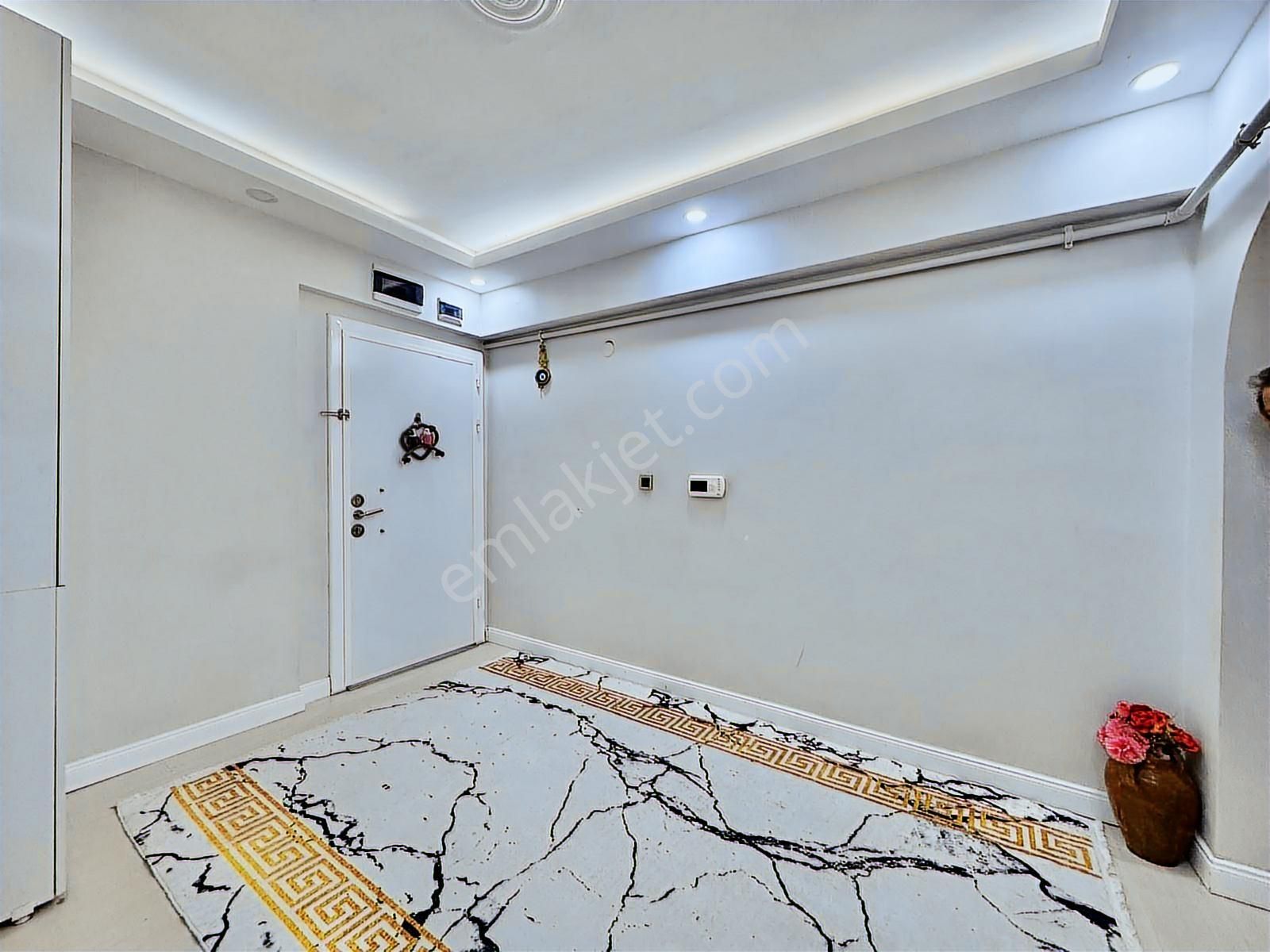 Beyoğlu'ndan Ara Kat Geniş Asansörlü Full Yapılı K.otoparklı 3+1 - Görsel 31