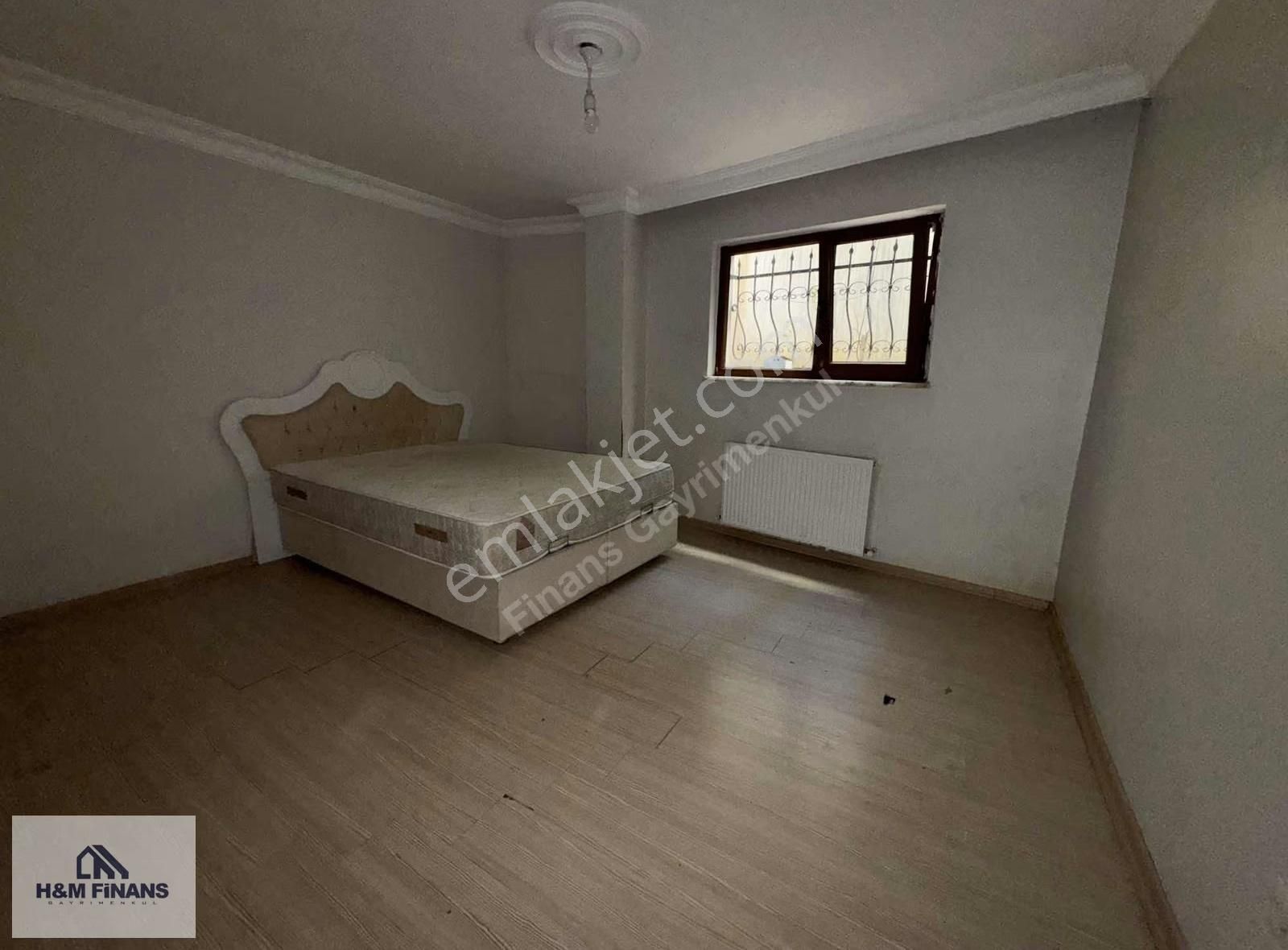 Çekmeköy Merkez Mh. Kiralık Geniş Ve Ferah 2+1 Daire