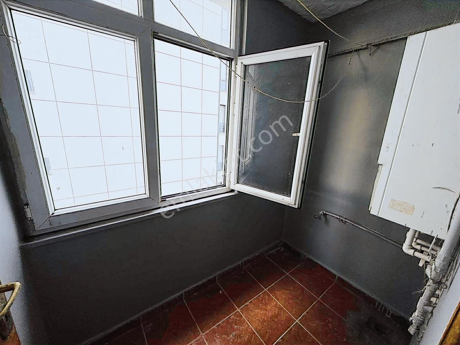Mahmutbey'de Kiralık 2+1 70 M2 Daire - Görsel 9
