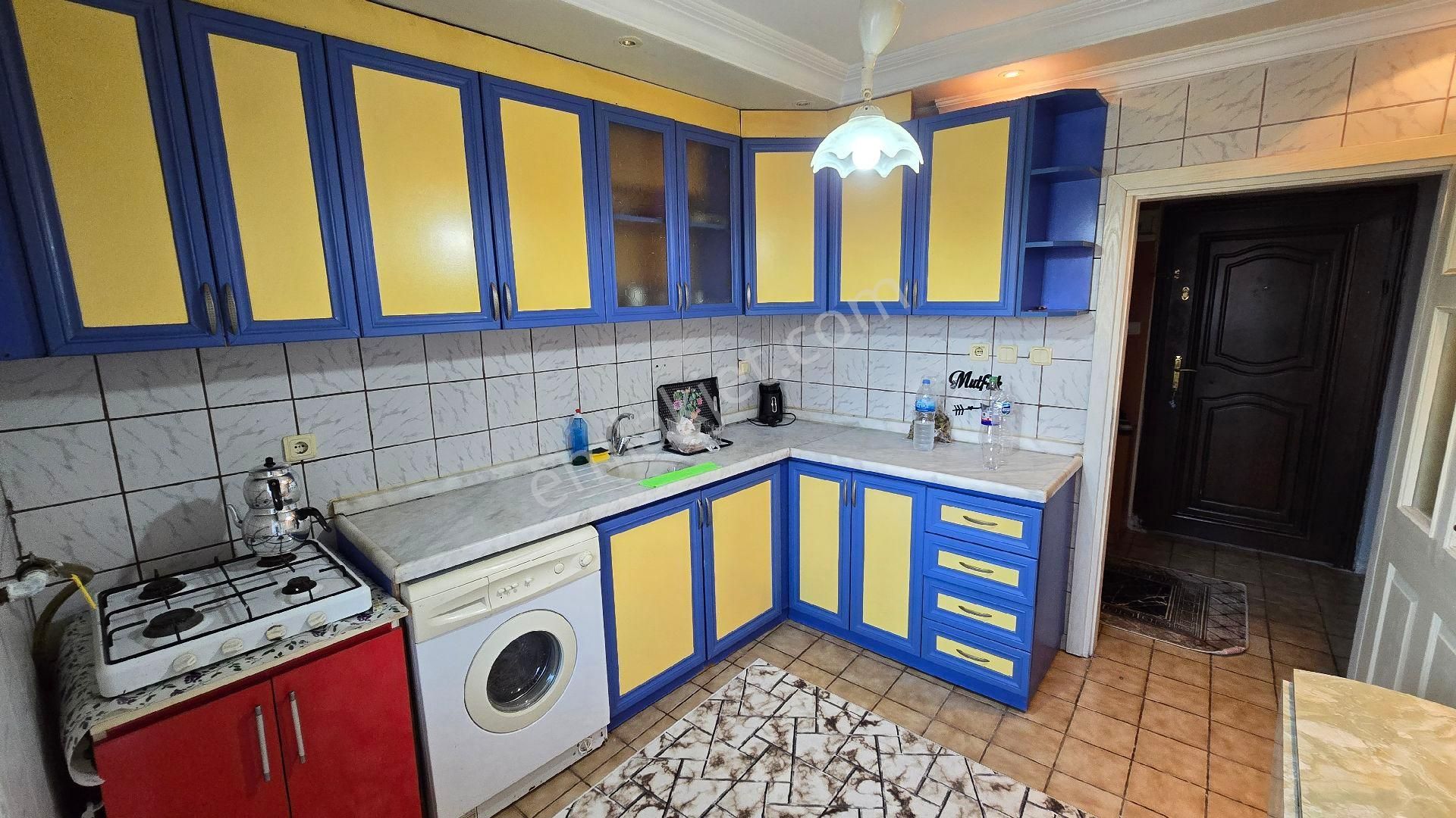 Çorlu Merkezde Cadde Üzerinde - Görsel 5