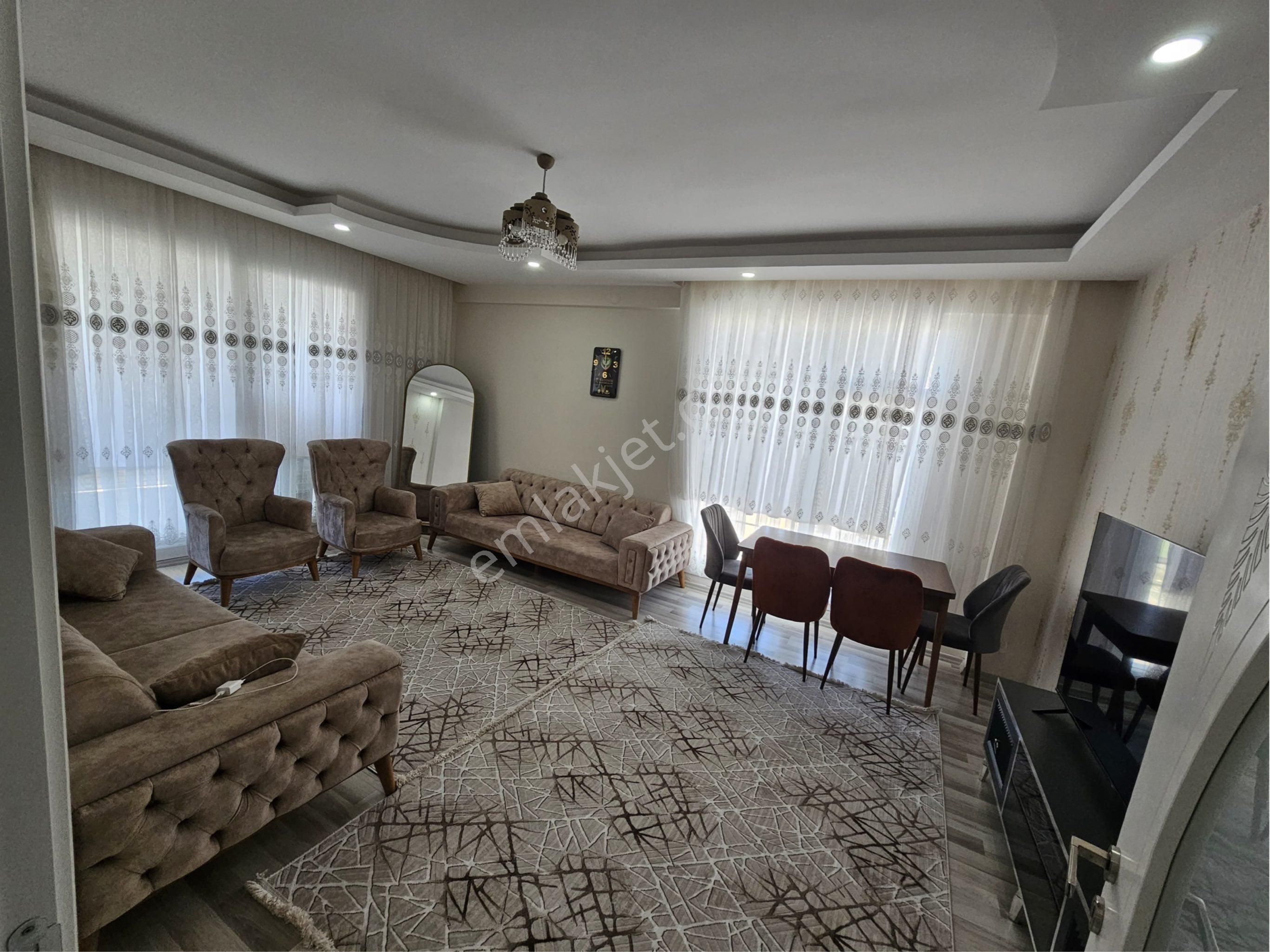 Hızlı 21 Gayrimenkulden Acil Satılık 3 + 1 Fırsat Daire