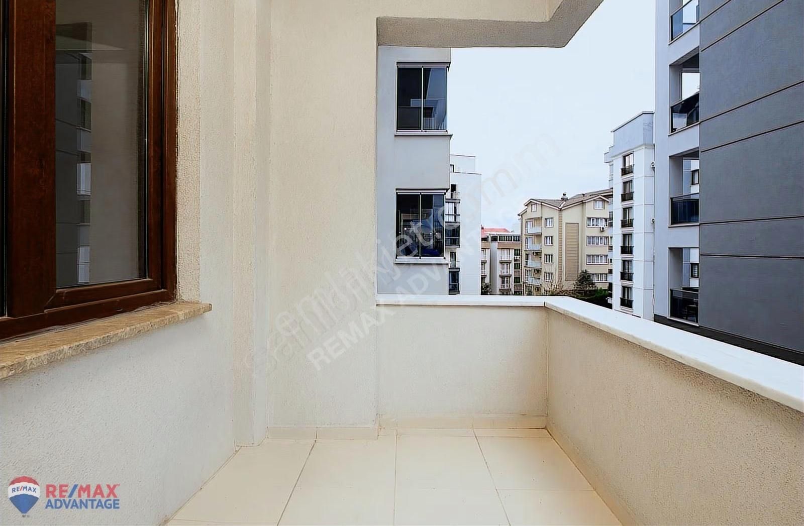 Remax Advantage'dan Balat'ta Merkezi Konumda Geniş Arakat 3+1 - Görsel 3