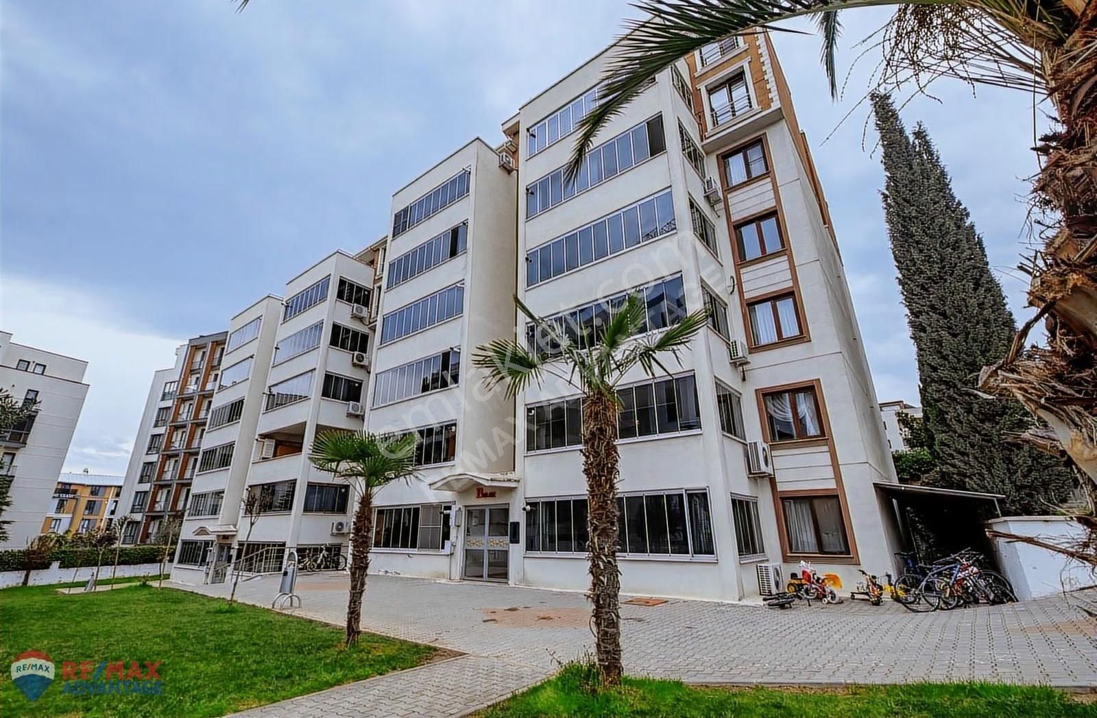 Remax Advantage'dan Balat'ta Merkezi Konumda Geniş Arakat 3+1 - Görsel 29