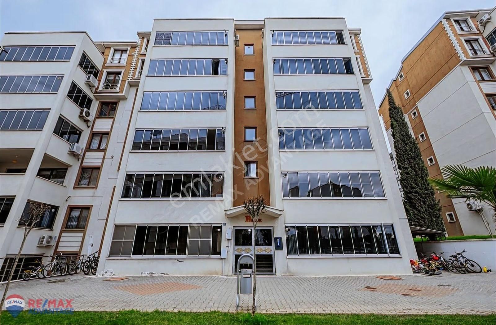 Remax Advantage'dan Balat'ta Merkezi Konumda Geniş Arakat 3+1 - Görsel 30