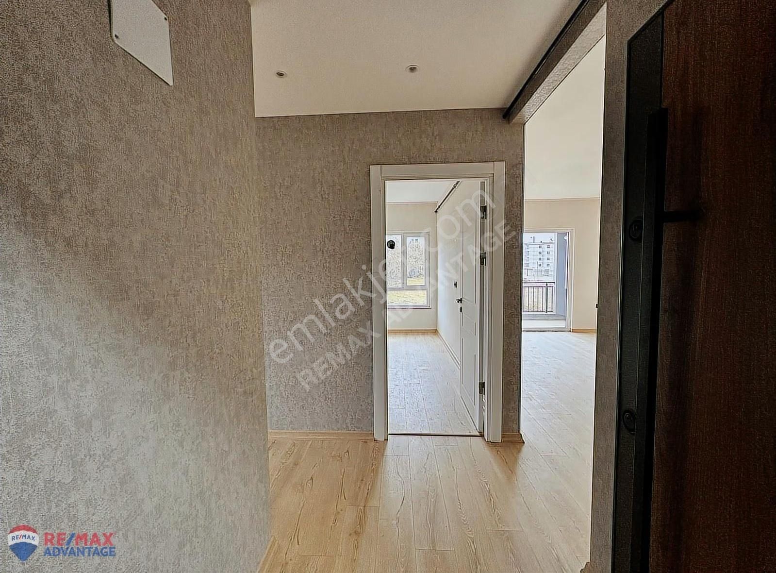 Nilüfer 30 Ağustos Zafer Mh.de Site İçi 2+1 Arakat Kiralık Daire - Görsel 14