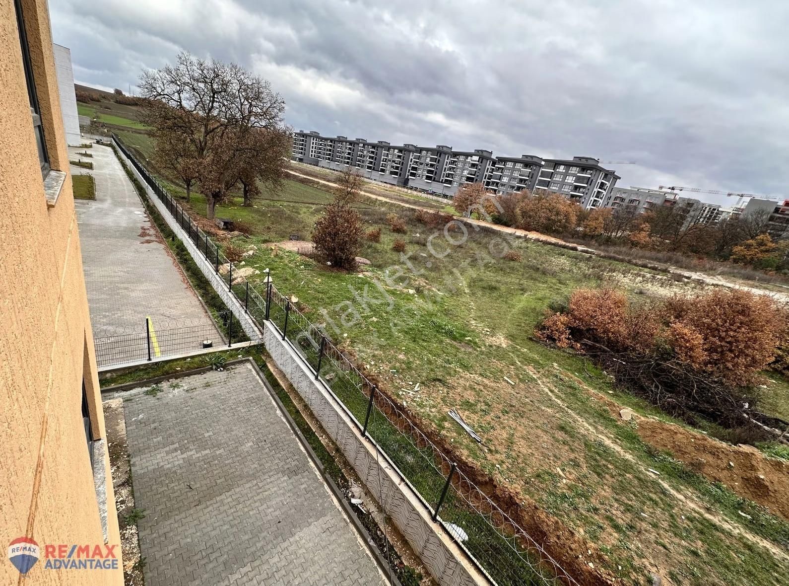 Nilüfer 30 Ağustos Zafer Mh.de Site İçi 2+1 Arakat Kiralık Daire - Görsel 15