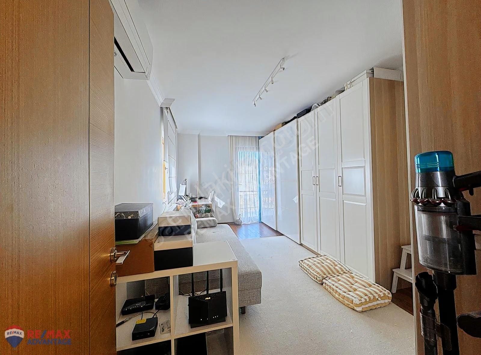 Remax Advantage'tan Ayvalık Lakada Özel Alanlı Villa - Görsel 29