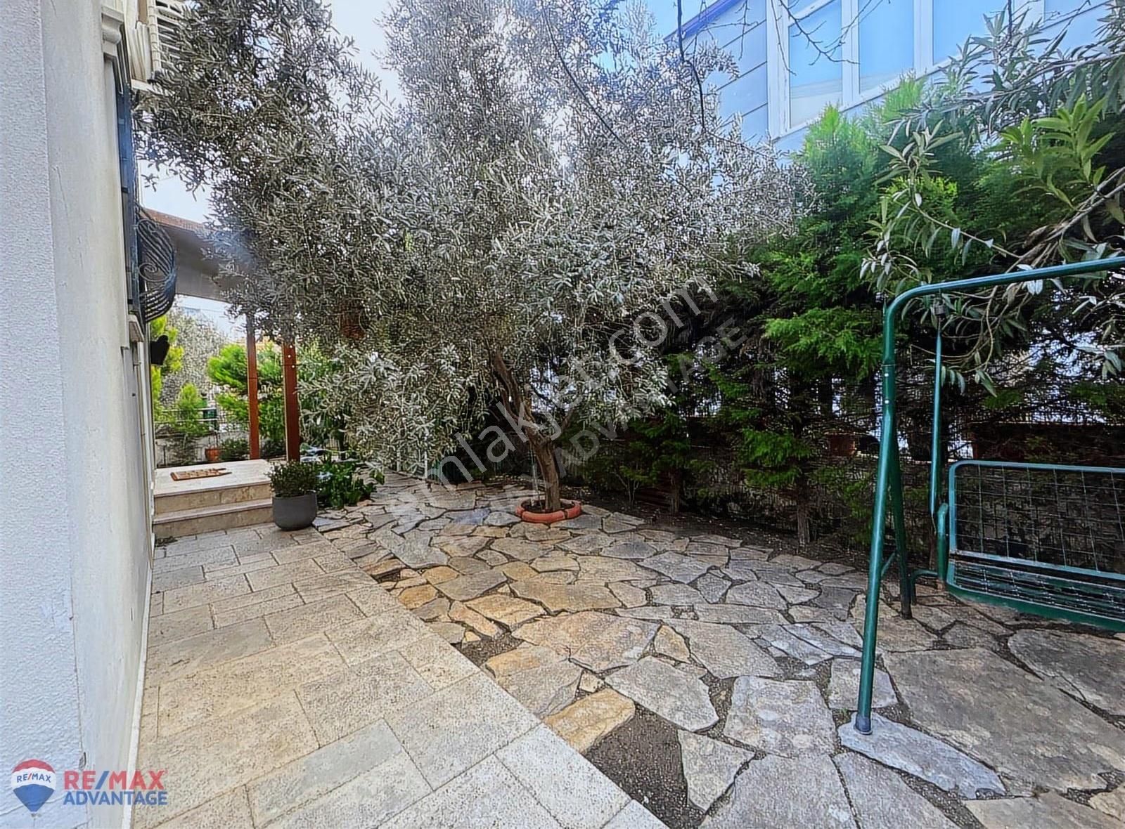 Remax Advantage'tan Ayvalık Lakada Özel Alanlı Villa - Görsel 30