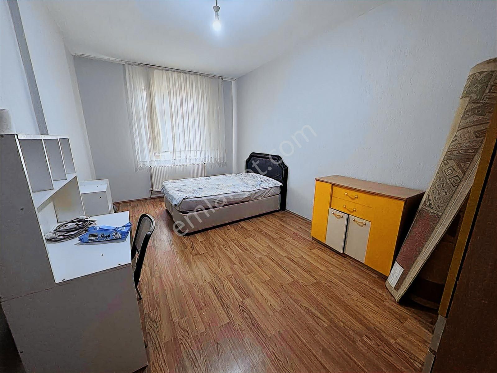 Eşyalı 2+1 Abonelikleri Açık Ara Kat Bakımlı Daire - Görsel 2