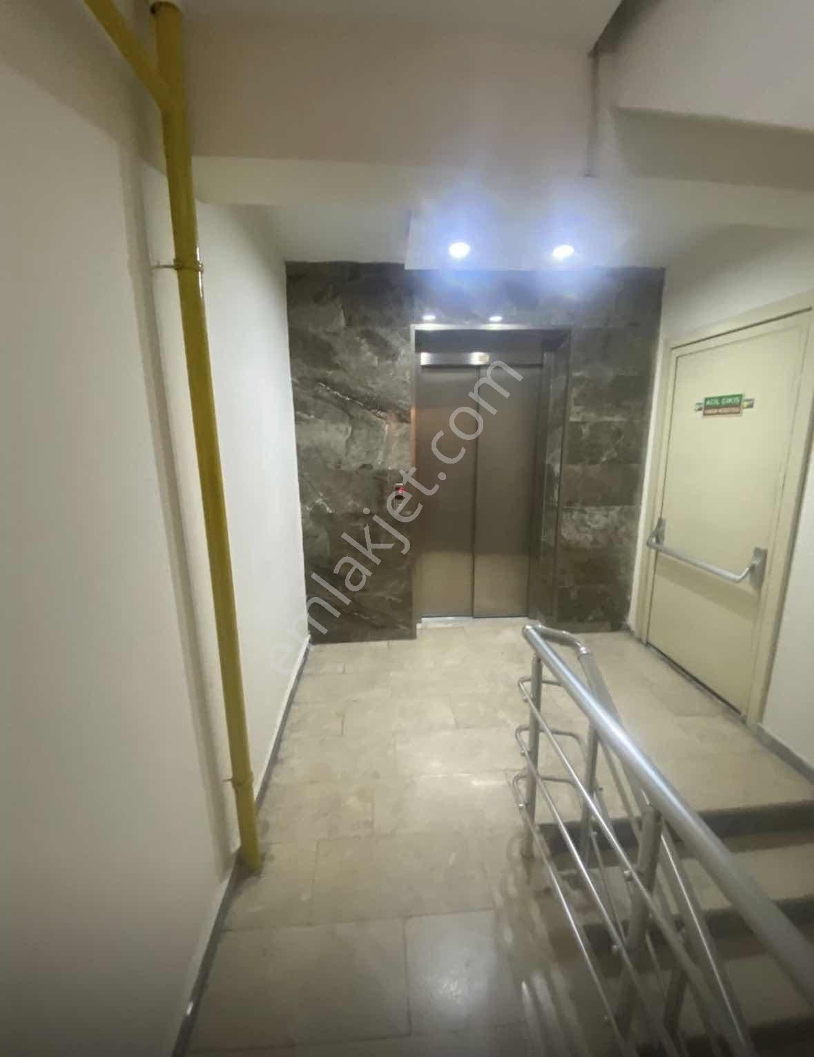Krc İnşaattan Sakarya 1 Caddesi Üzeri Kiralık 2+1 Daire - Görsel 22
