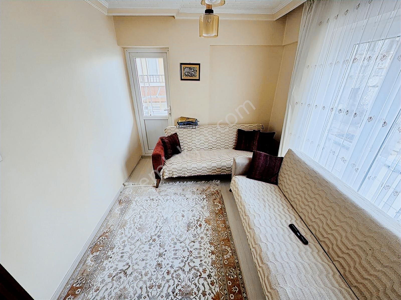 Plevne Mahallesinde Ara Katta Ön Cephe Genç Bina Krediye Uygun" - Görsel 24