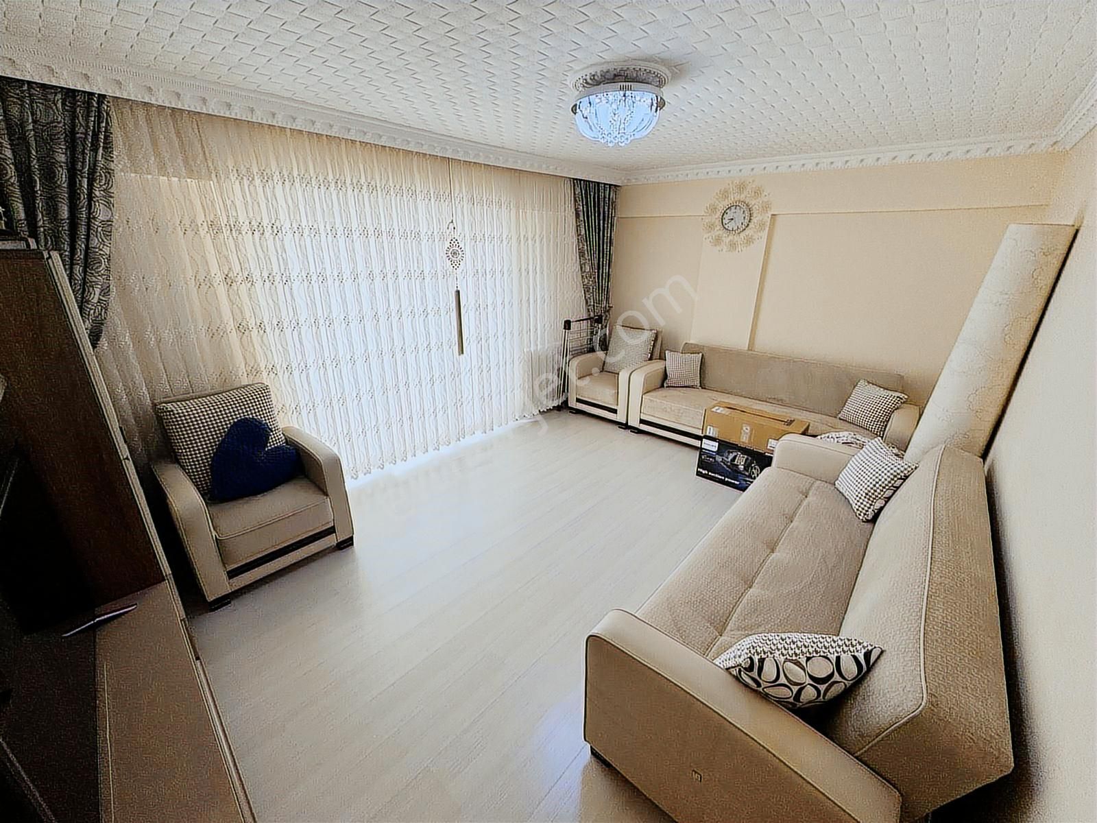 Plevne Mahallesinde Ara Katta Ön Cephe Genç Bina Krediye Uygun" - Görsel 7