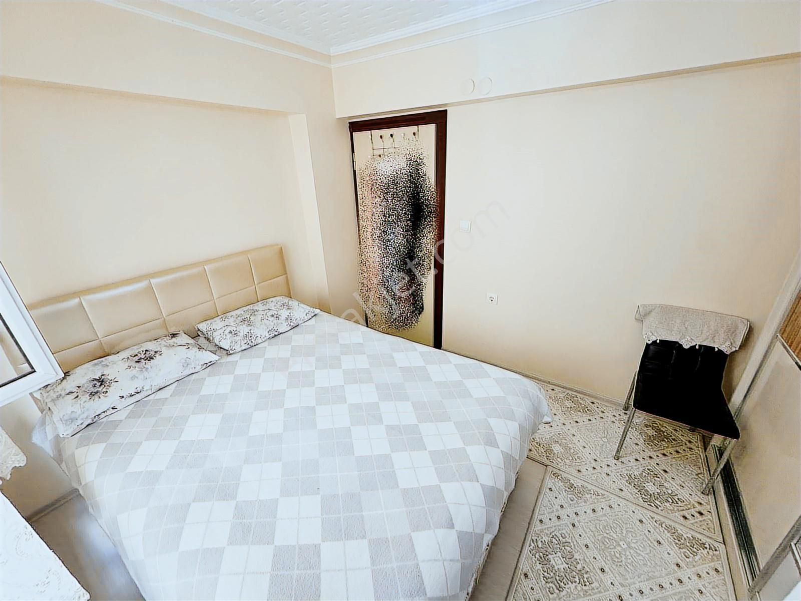 Plevne Mahallesinde Ara Katta Ön Cephe Genç Bina Krediye Uygun" - Görsel 17