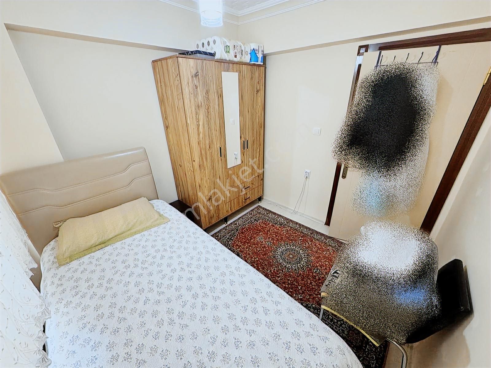 Plevne Mahallesinde Ara Katta Ön Cephe Genç Bina Krediye Uygun" - Görsel 33