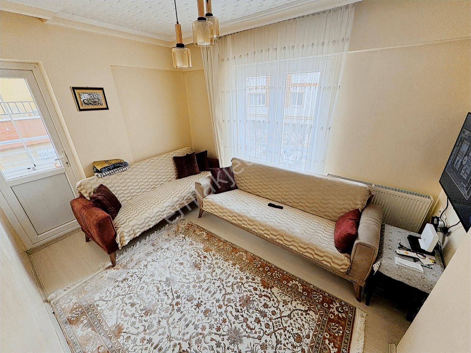 Plevne Mahallesinde Ara Katta Ön Cephe Genç Bina Krediye Uygun" - Görsel 8