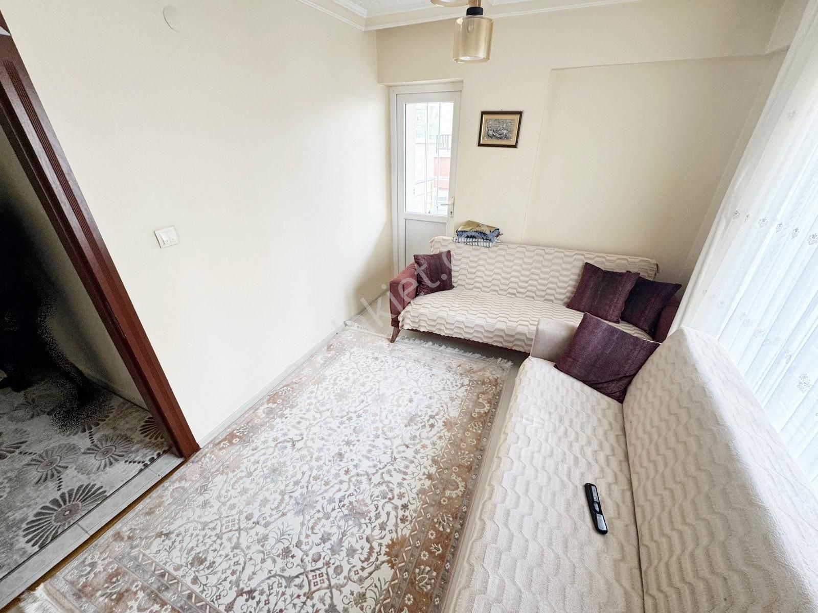 Plevne Mahallesinde Ara Katta Ön Cephe Genç Bina Krediye Uygun" - Görsel 25