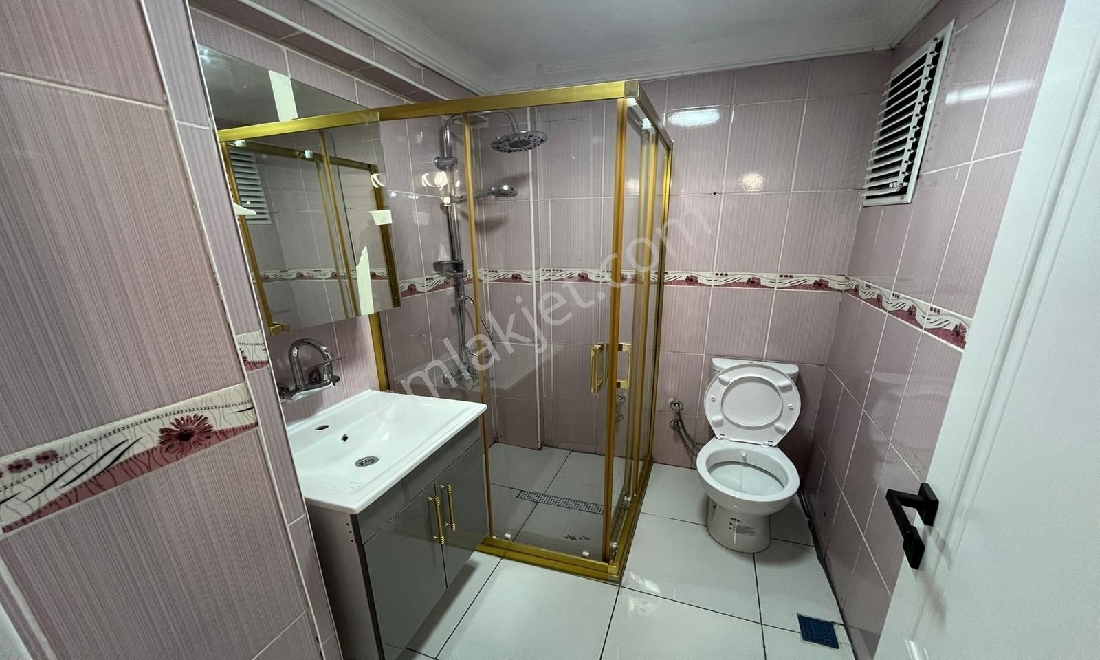 Uyanış Mahallesi'nde Katta Full+full Yapılı 3+1 Daire! - Görsel 10