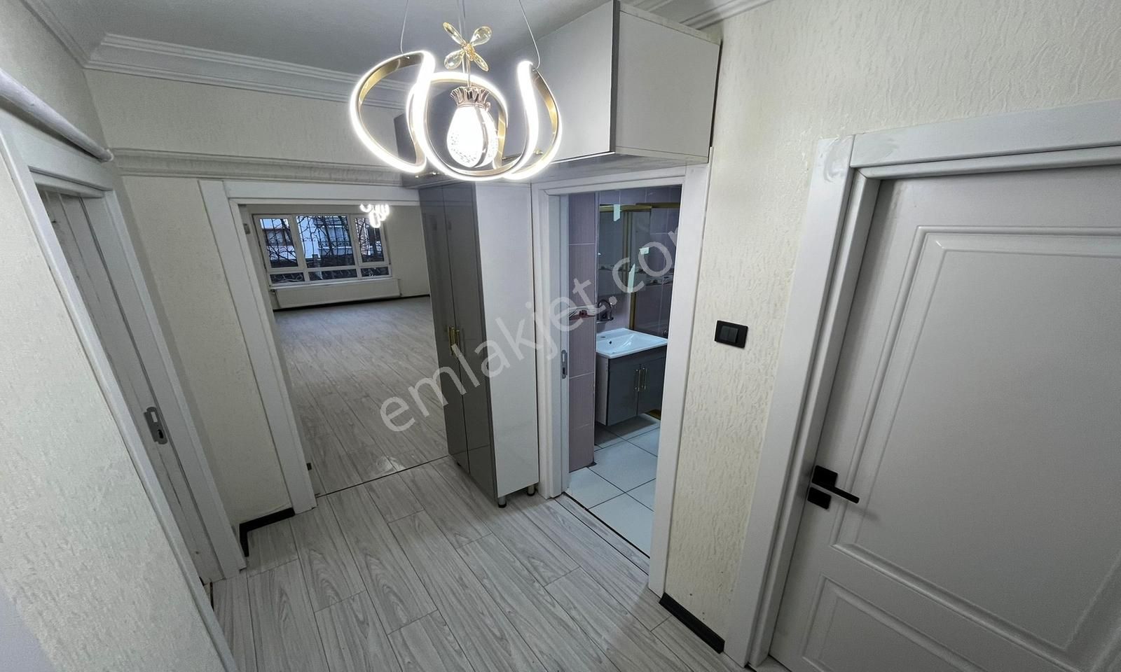 Uyanış Mahallesi'nde Katta Full+full Yapılı 3+1 Daire! - Görsel 5