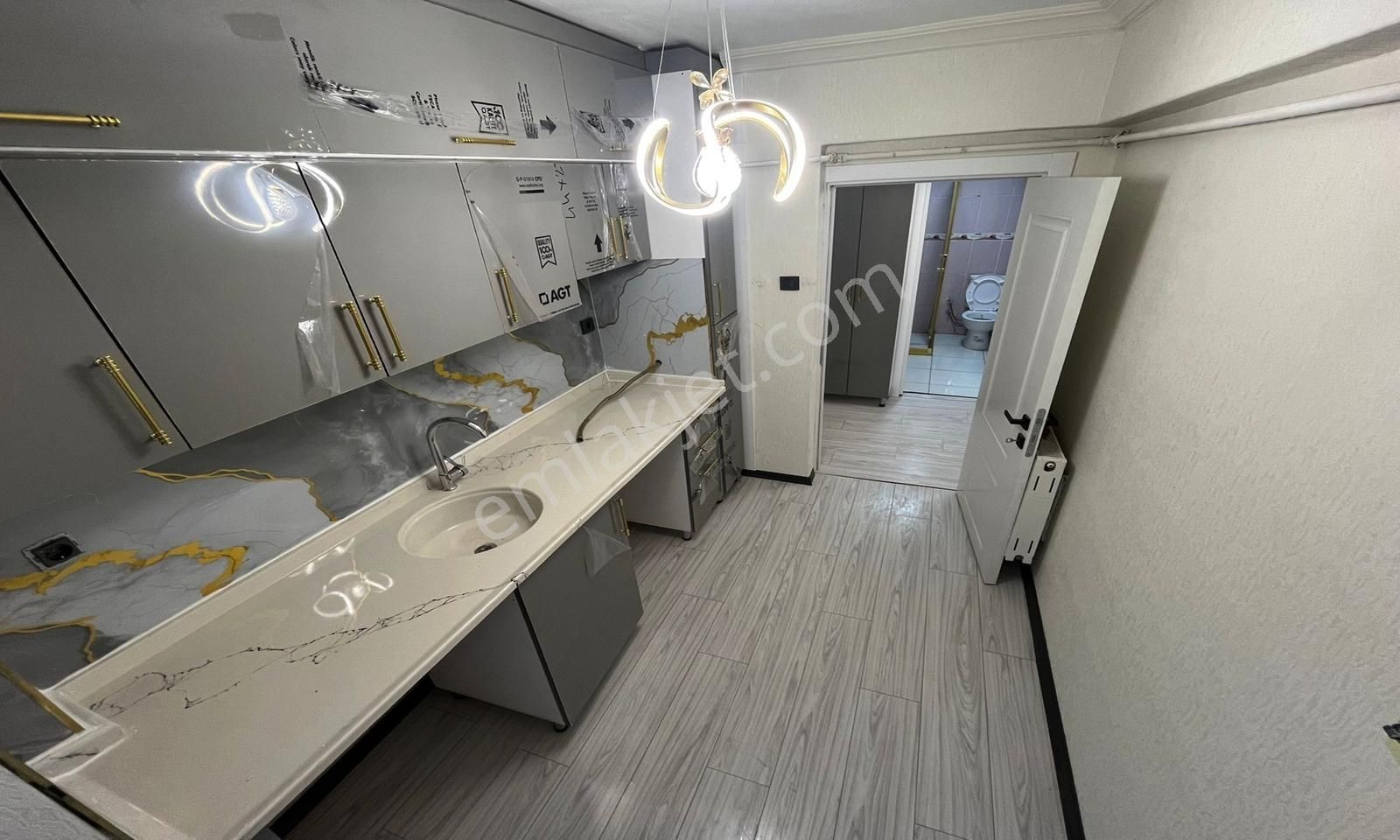 Uyanış Mahallesi'nde Katta Full+full Yapılı 3+1 Daire!