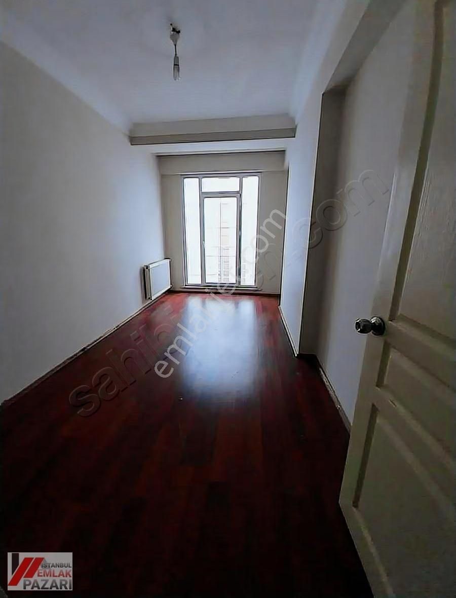 Avcılar Cıhangır 3.kat 3+1 Metrobuse Yürüme Mesafesi Kiralık - Görsel 5