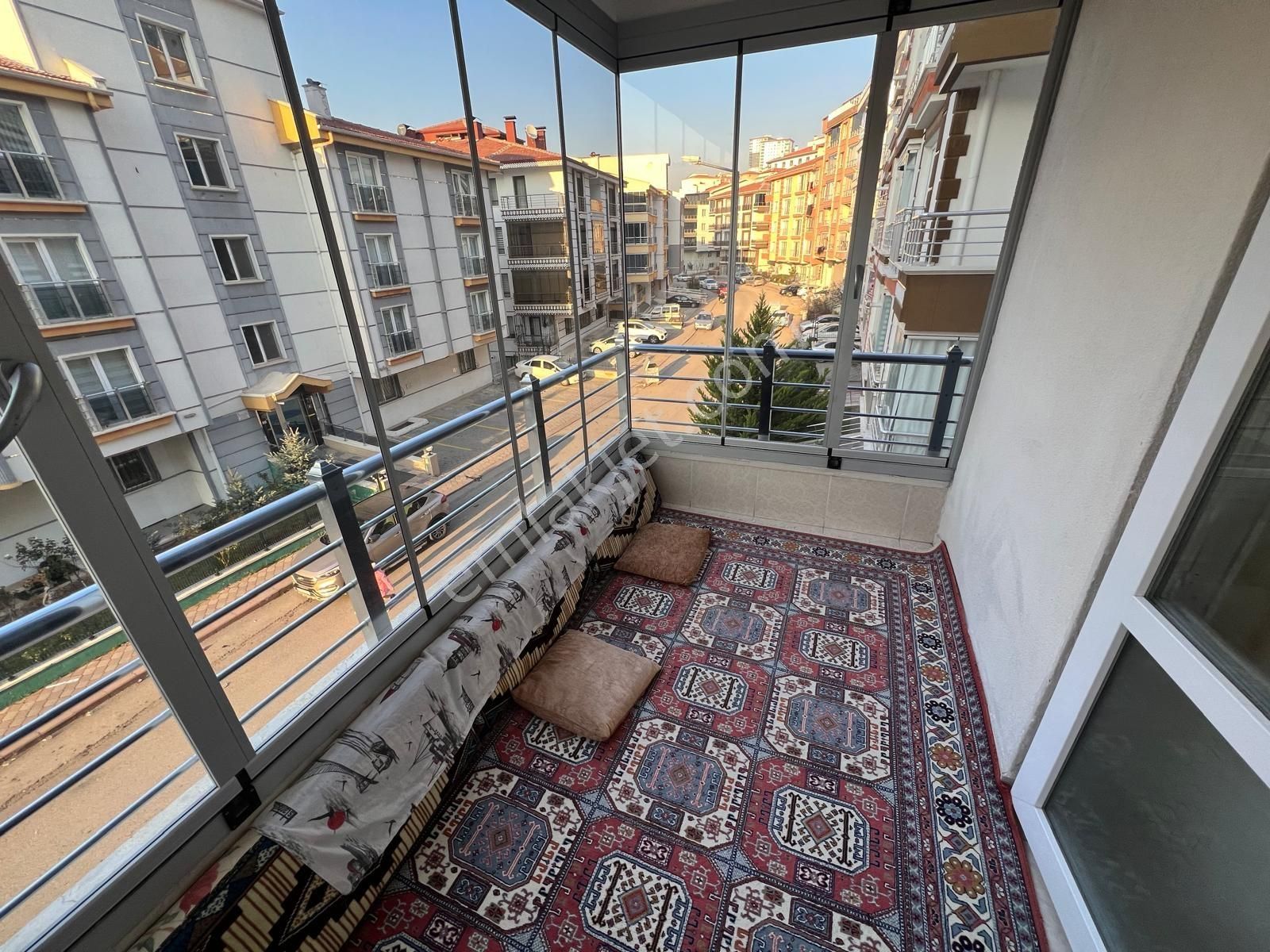 Atapark Mahallesi'nde Teras Balkonlu Full Yapılı 4+1 Daire! - Görsel 14