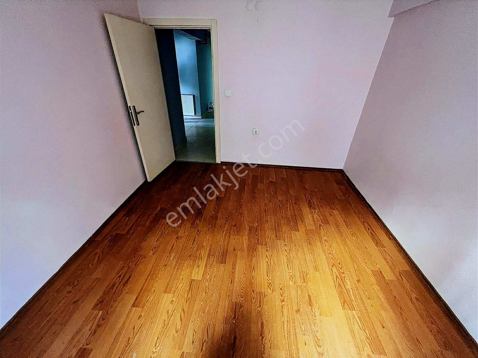 Ufuktepe Merkezi Konumda Katta Asansörlü Manzaralı Kiralık 3+1 - Görsel 7