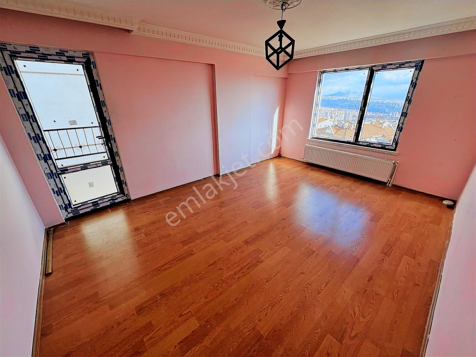 Ufuktepe Merkezi Konumda Katta Asansörlü Manzaralı Kiralık 3+1 - Görsel 17