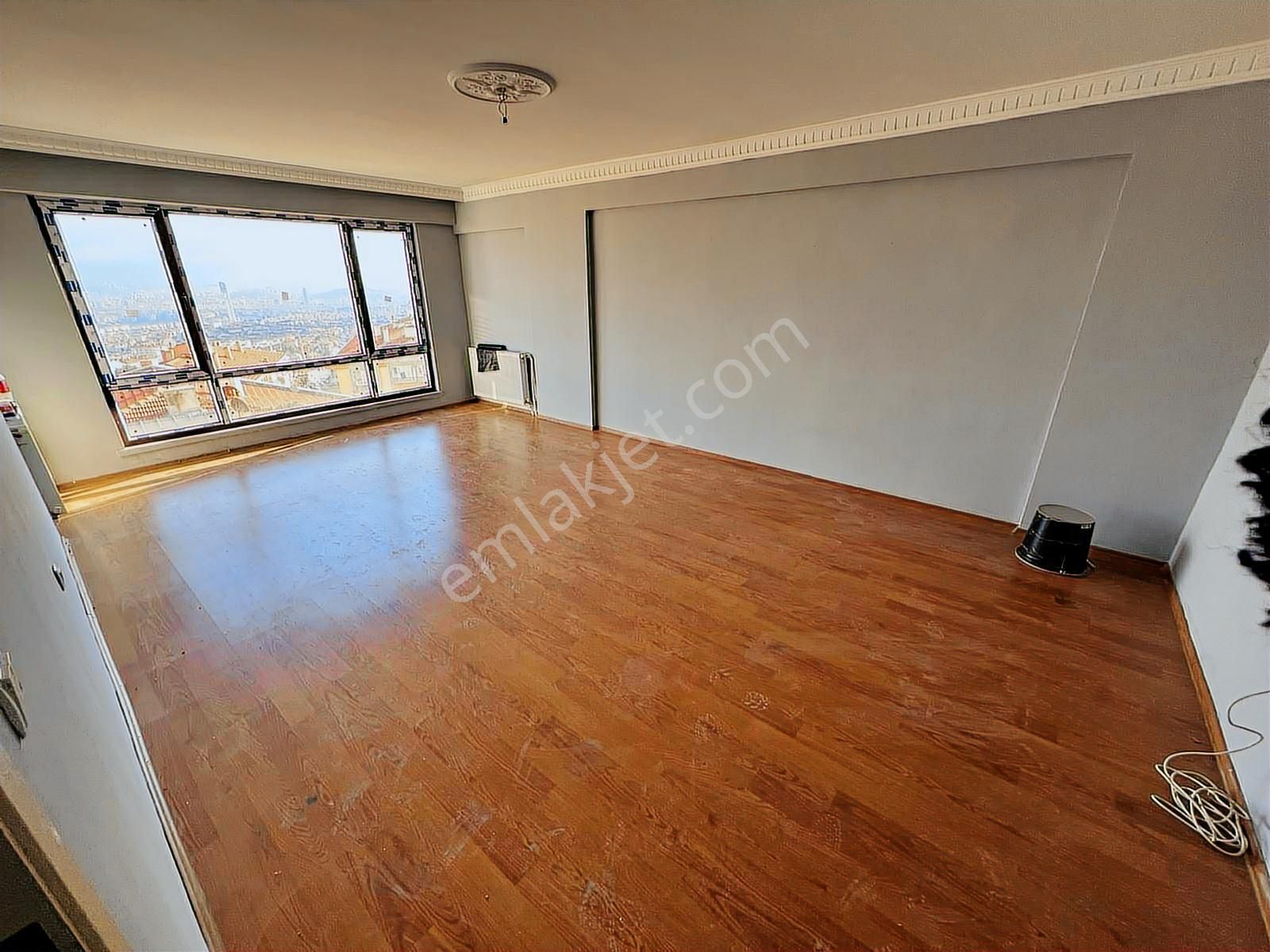 Ufuktepe Merkezi Konumda Katta Asansörlü Manzaralı Kiralık 3+1 - Görsel 16