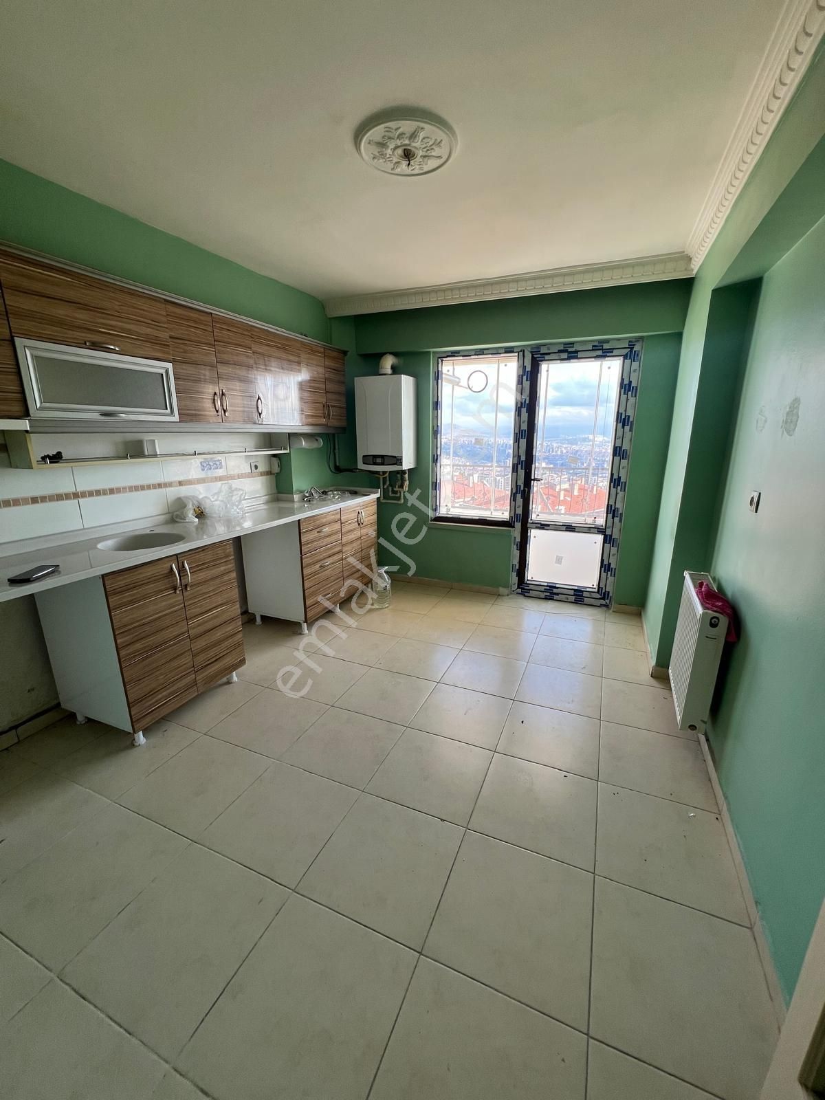 Ufuktepe Merkezi Konumda Katta Asansörlü Manzaralı Kiralık 3+1 - Görsel 18