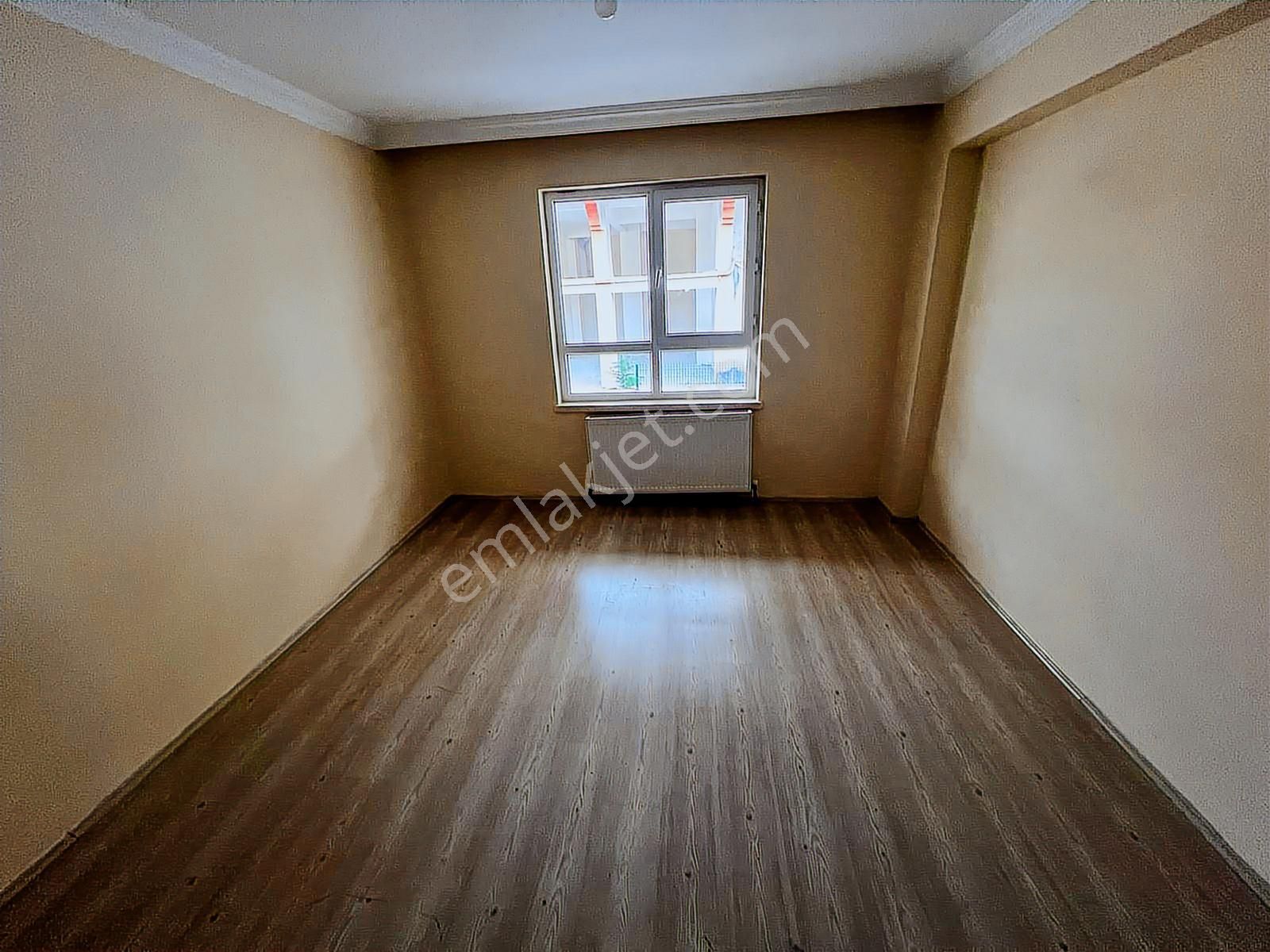 Kanuni Mahallesinde Katta Asansörlü Geniş M2 Li Kiralık 3+1 - Görsel 11