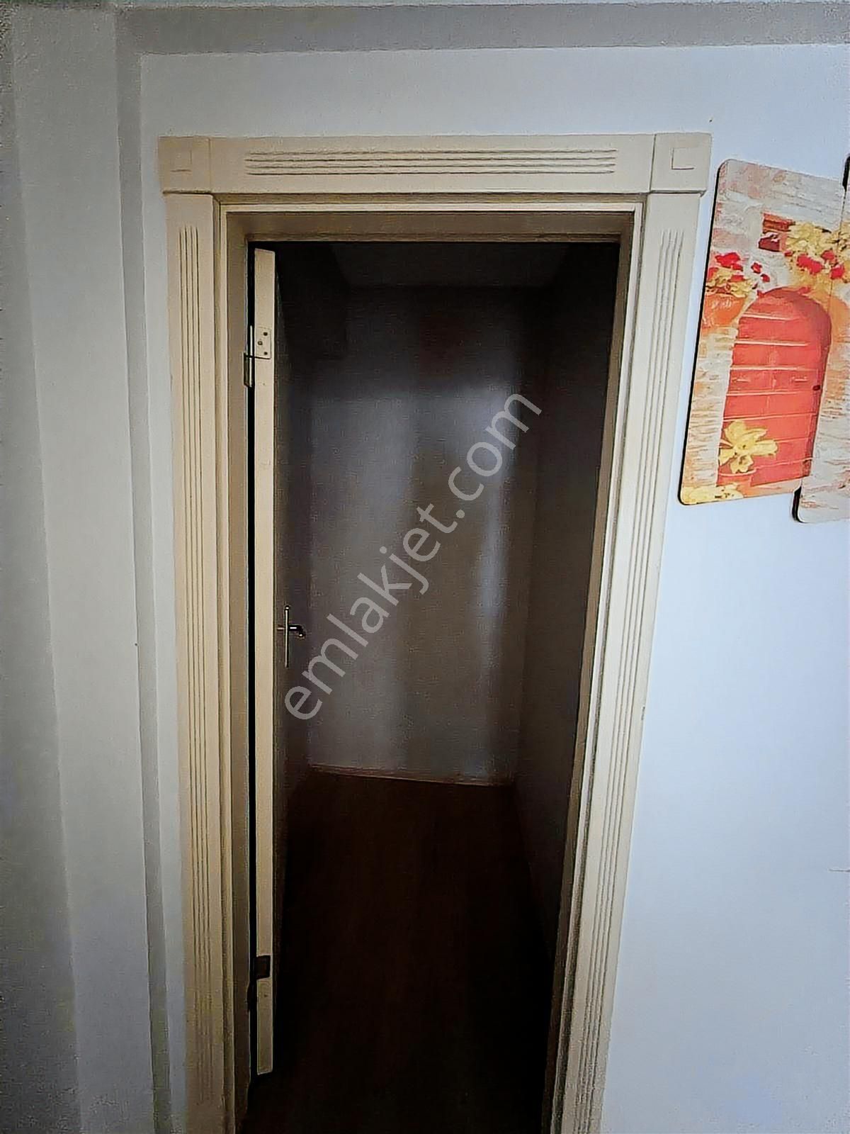 Kanuni Mahallesinde Katta Asansörlü Geniş M2 Li Kiralık 3+1 - Görsel 20