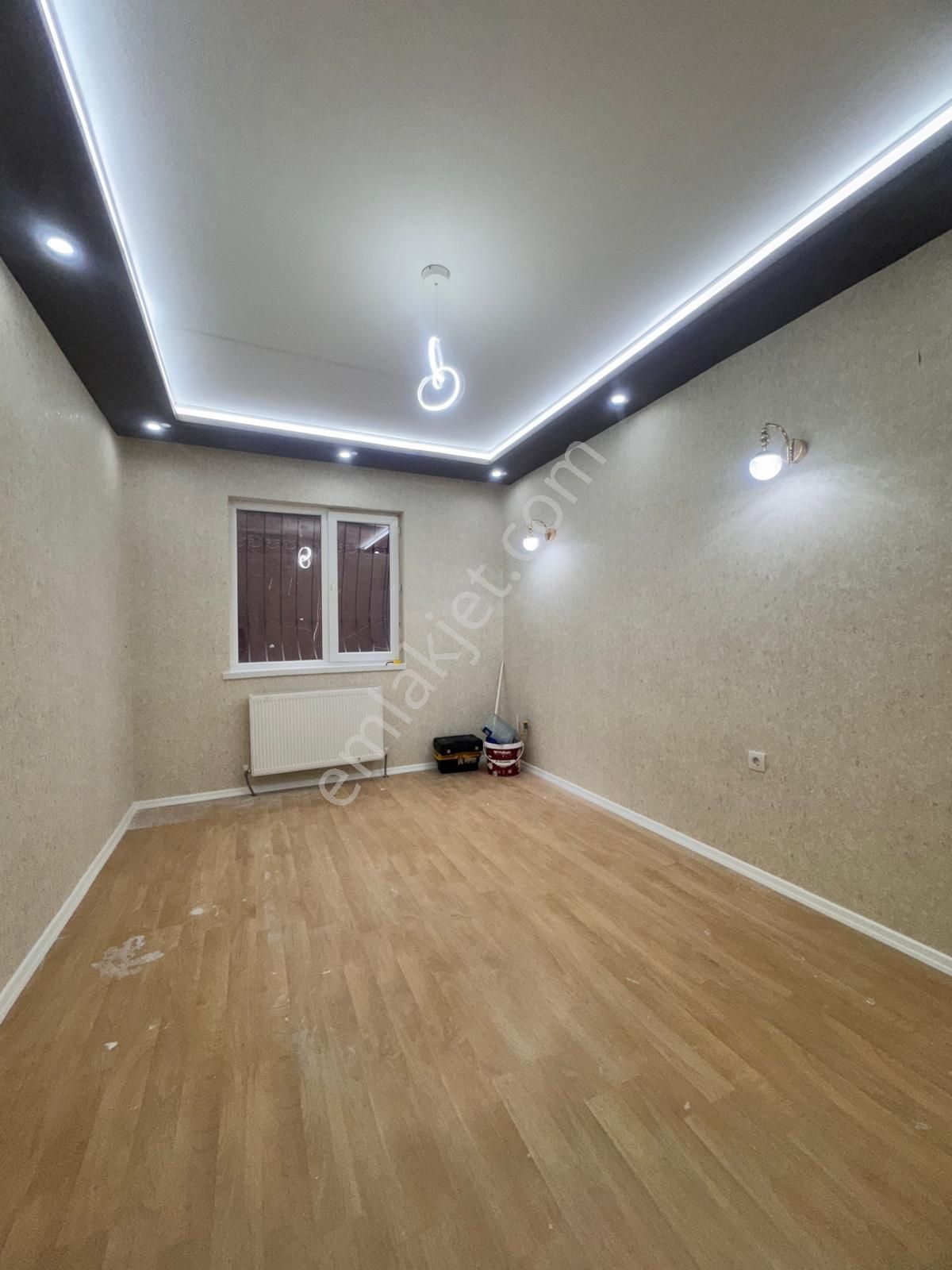 Kanuni Mahallesinde Ful Yapılı Katta Geniş M2 3+1 - Görsel 23