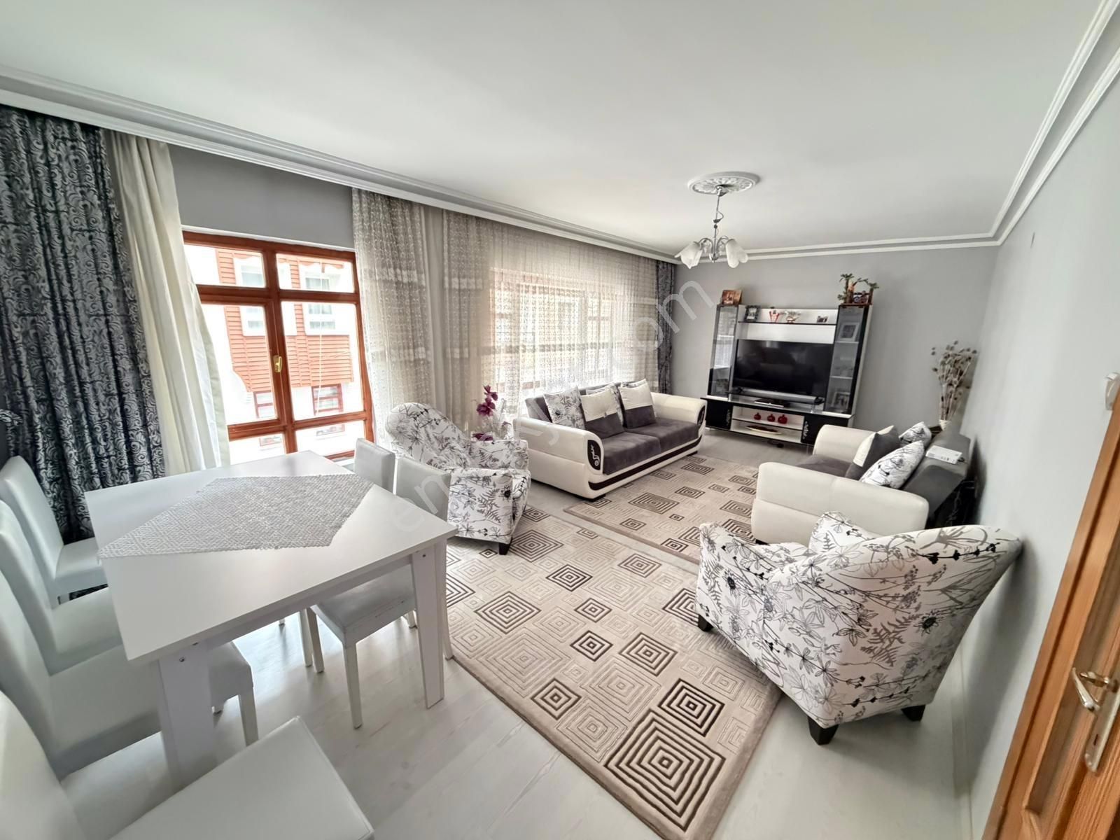 Aktepe Mahallesi Yakını Yapıl Katta Geniş M2 3+1 - Görsel 25