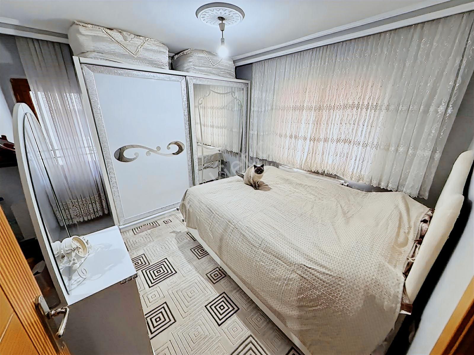 Aktepe Mahallesi Yakını Yapıl Katta Geniş M2 3+1 - Görsel 22