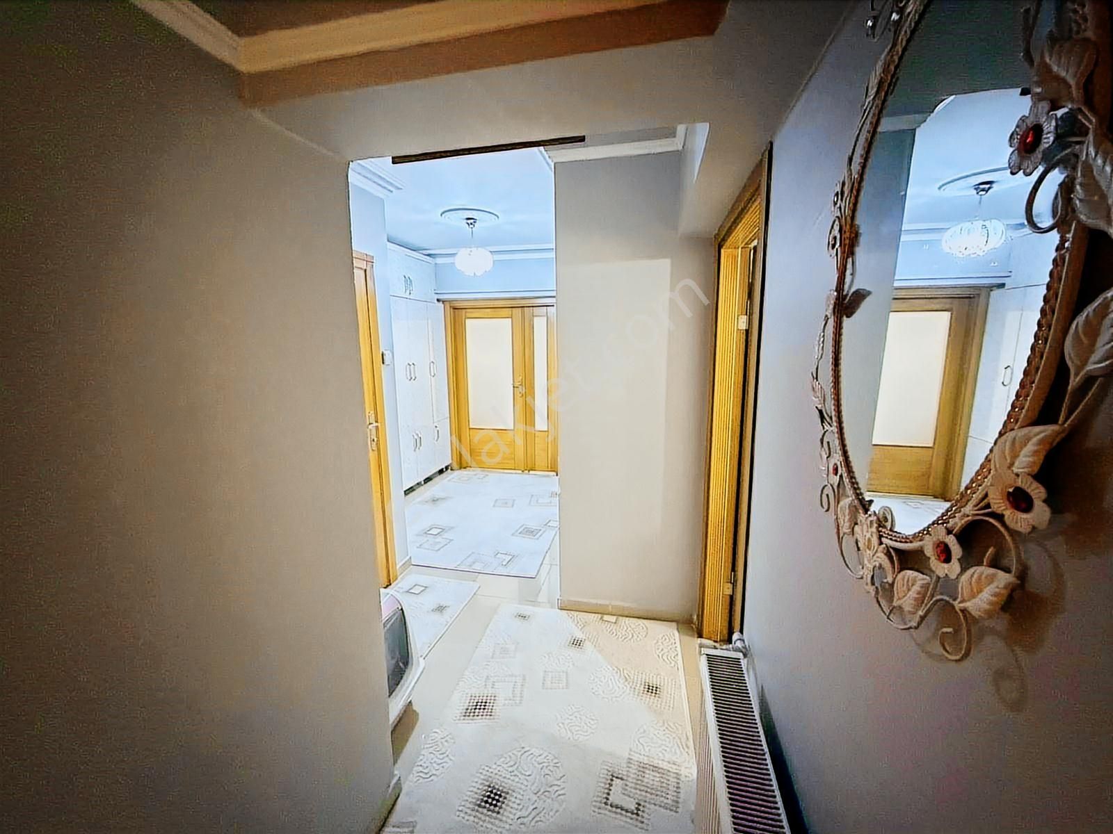 Aktepe Mahallesi Yakını Yapıl Katta Geniş M2 3+1 - Görsel 18