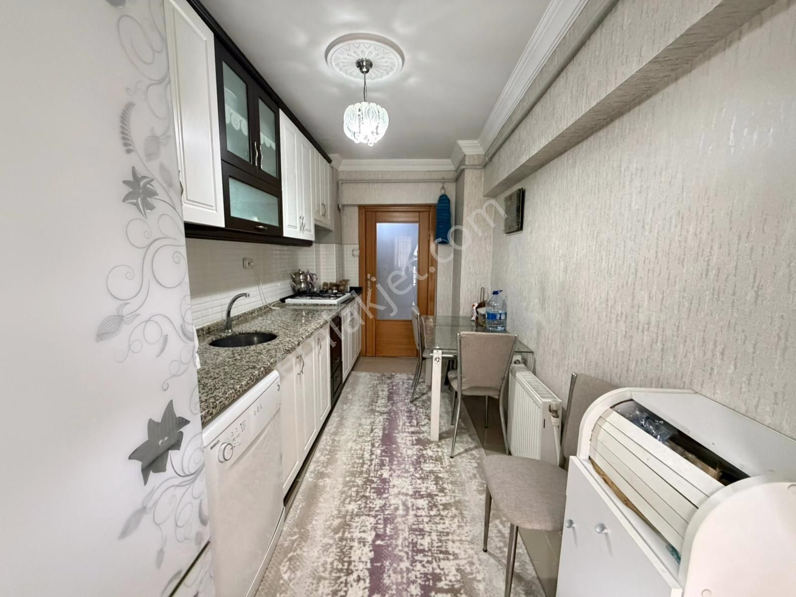 Aktepe Mahallesi Yakını Yapıl Katta Geniş M2 3+1 - Görsel 21