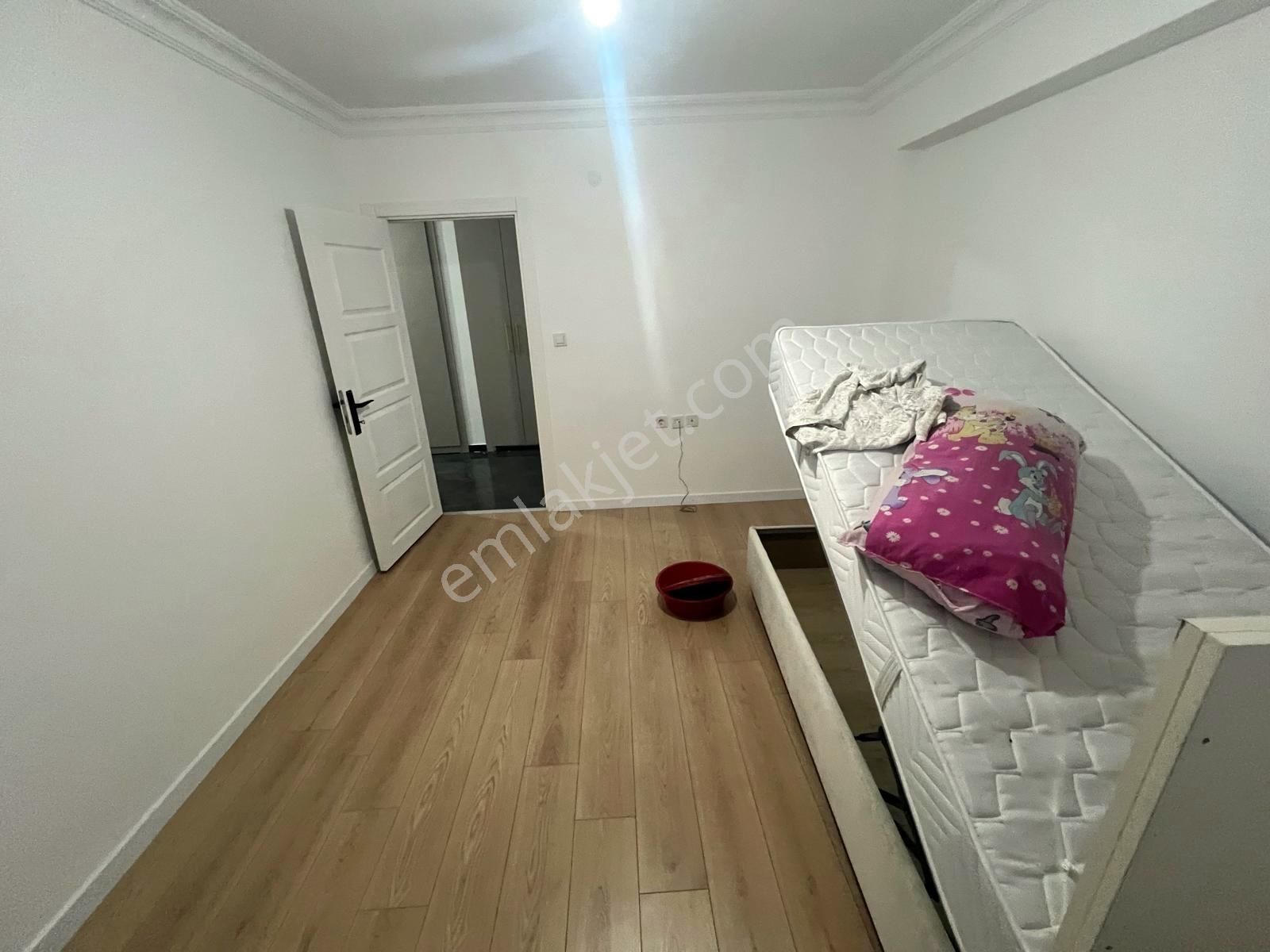 Ataparkta Manzaralı Katta Yapılı Genişm2 3+1 - Görsel 27