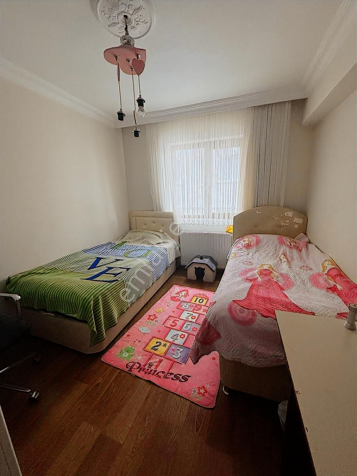 Bademlik Yakını Altı Tam Daire Kat Konumunda 3+1 - Görsel 11