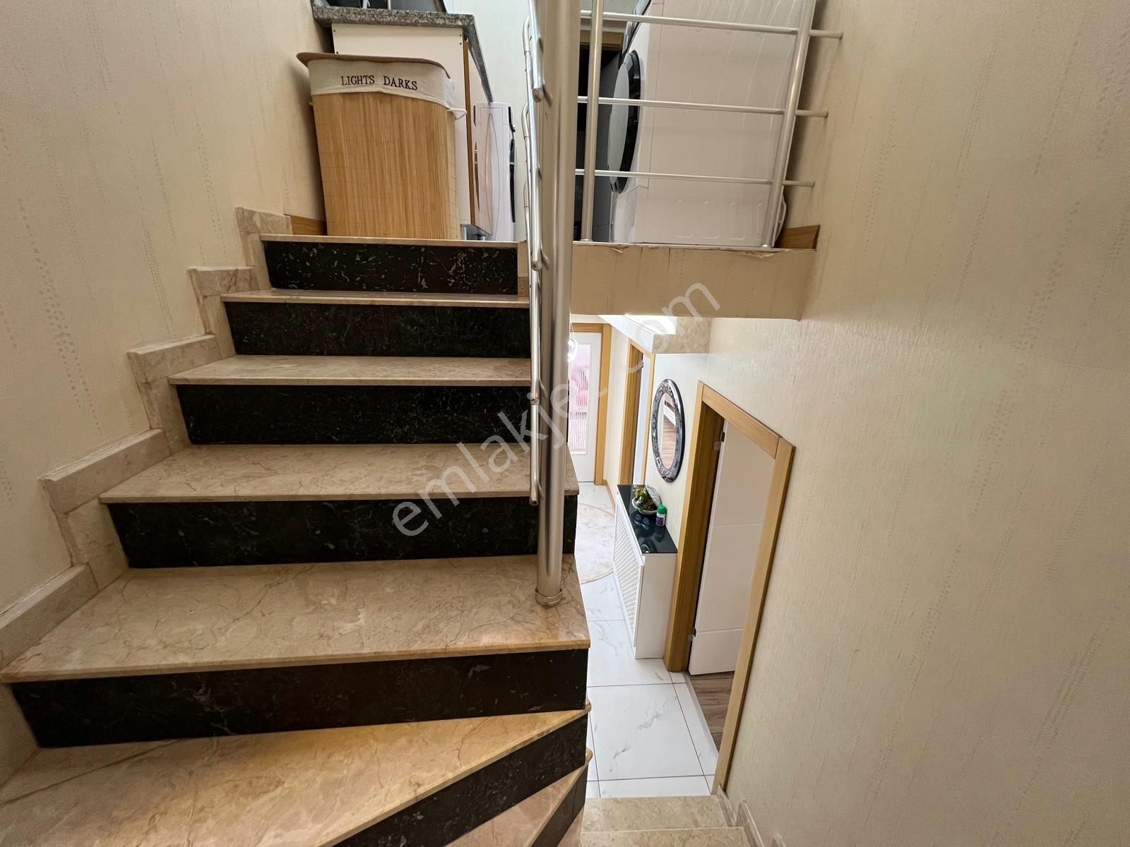 Kuşcagızın Gözde Sitesinde Genişm2 Lüks Yapılı 4+1 - Görsel 18