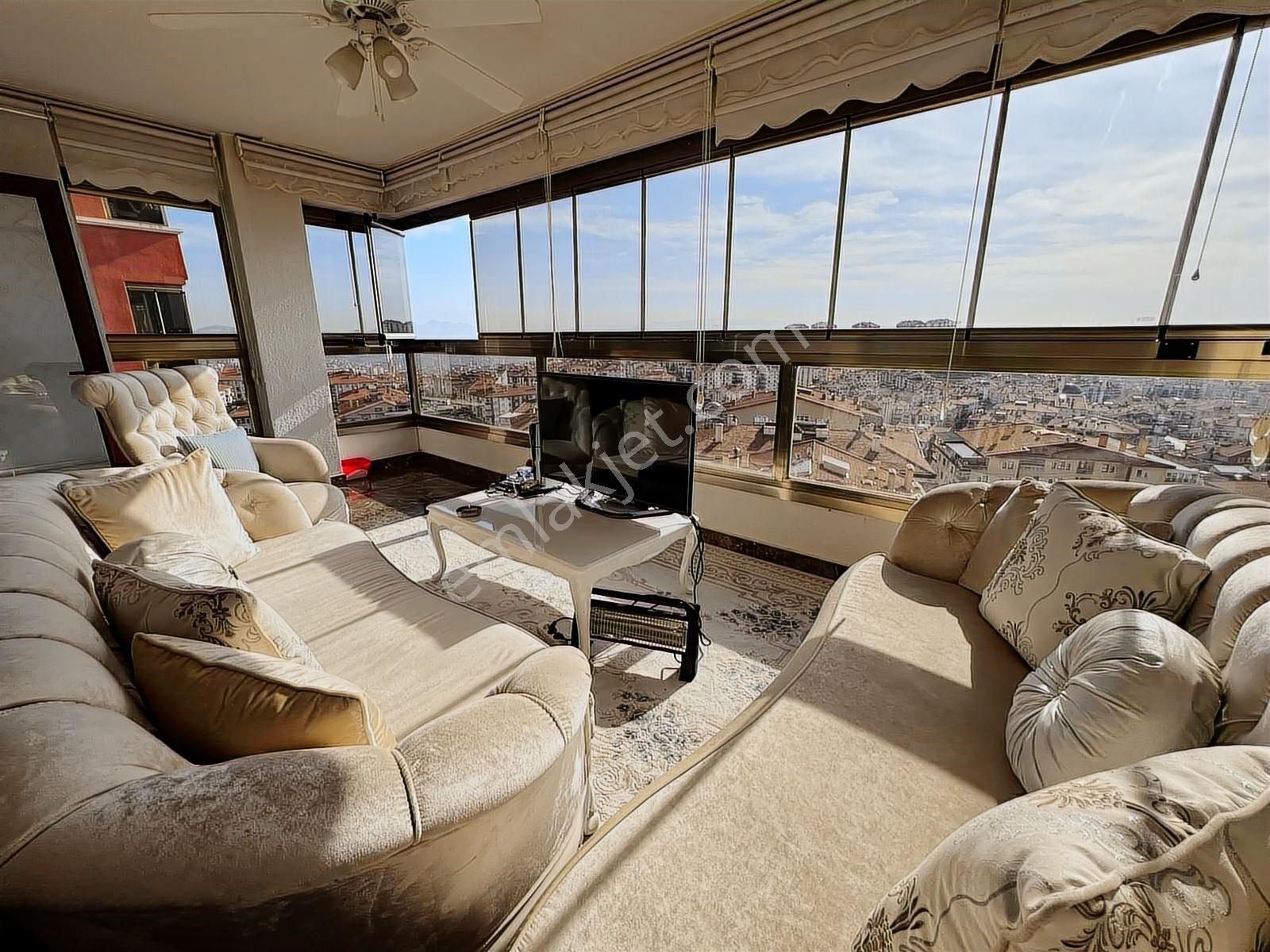 Kuşcagızın Gözde Sitesinde Genişm2 Lüks Yapılı 4+1 - Görsel 9