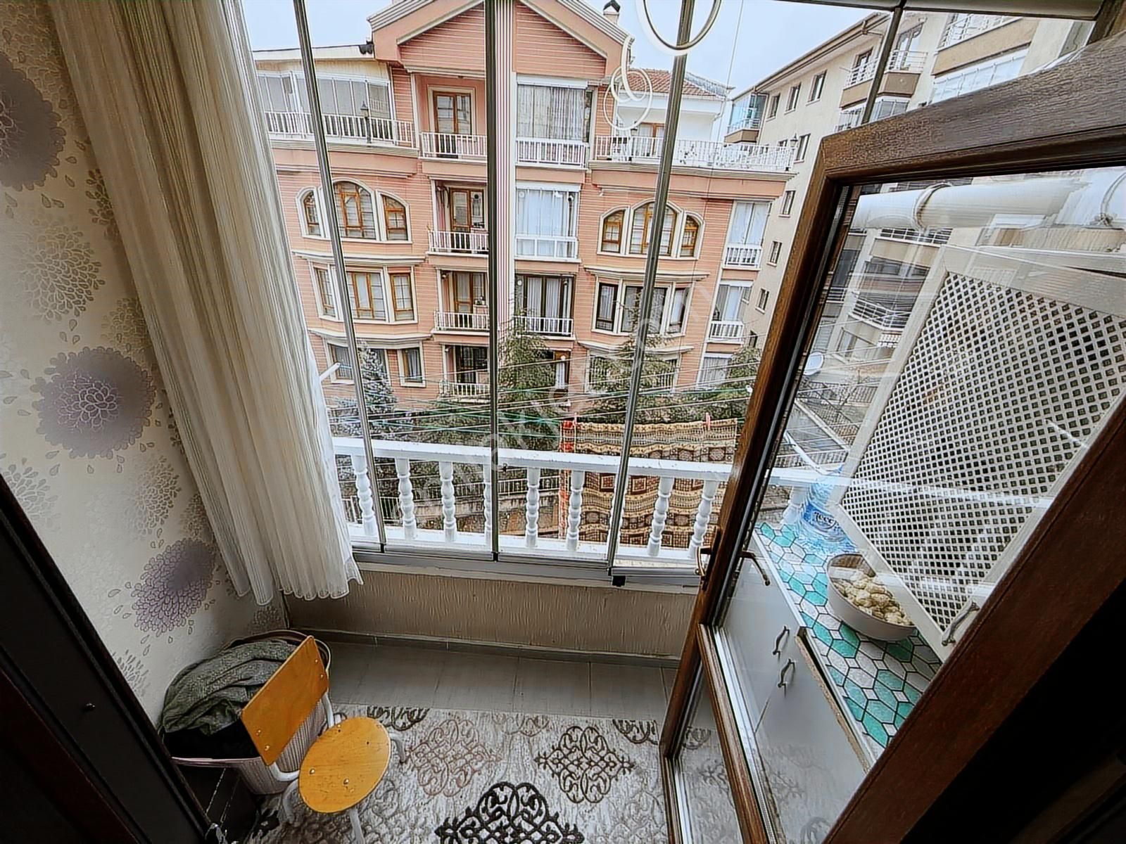 Bagcı Caddesi Yakını Katta Asansörlü 3+1 - Görsel 28