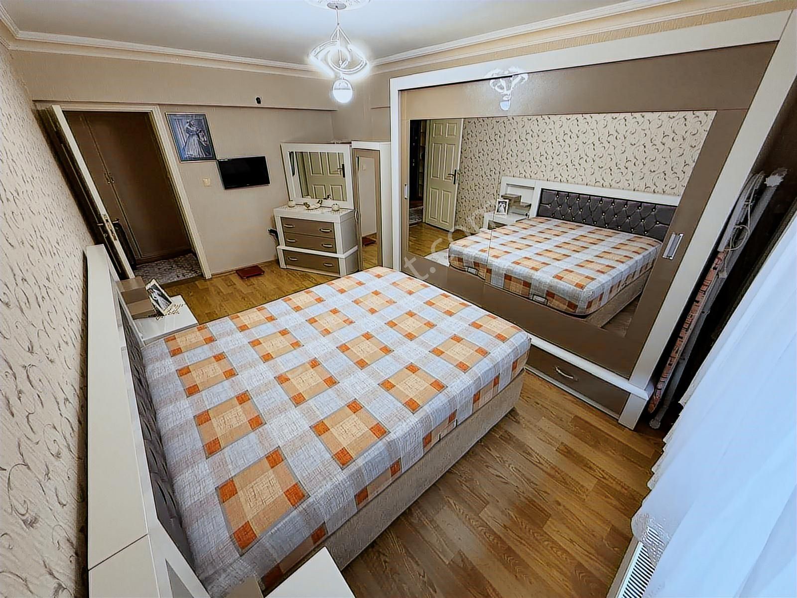 Bagcı Caddesi Yakını Katta Asansörlü 3+1 - Görsel 13