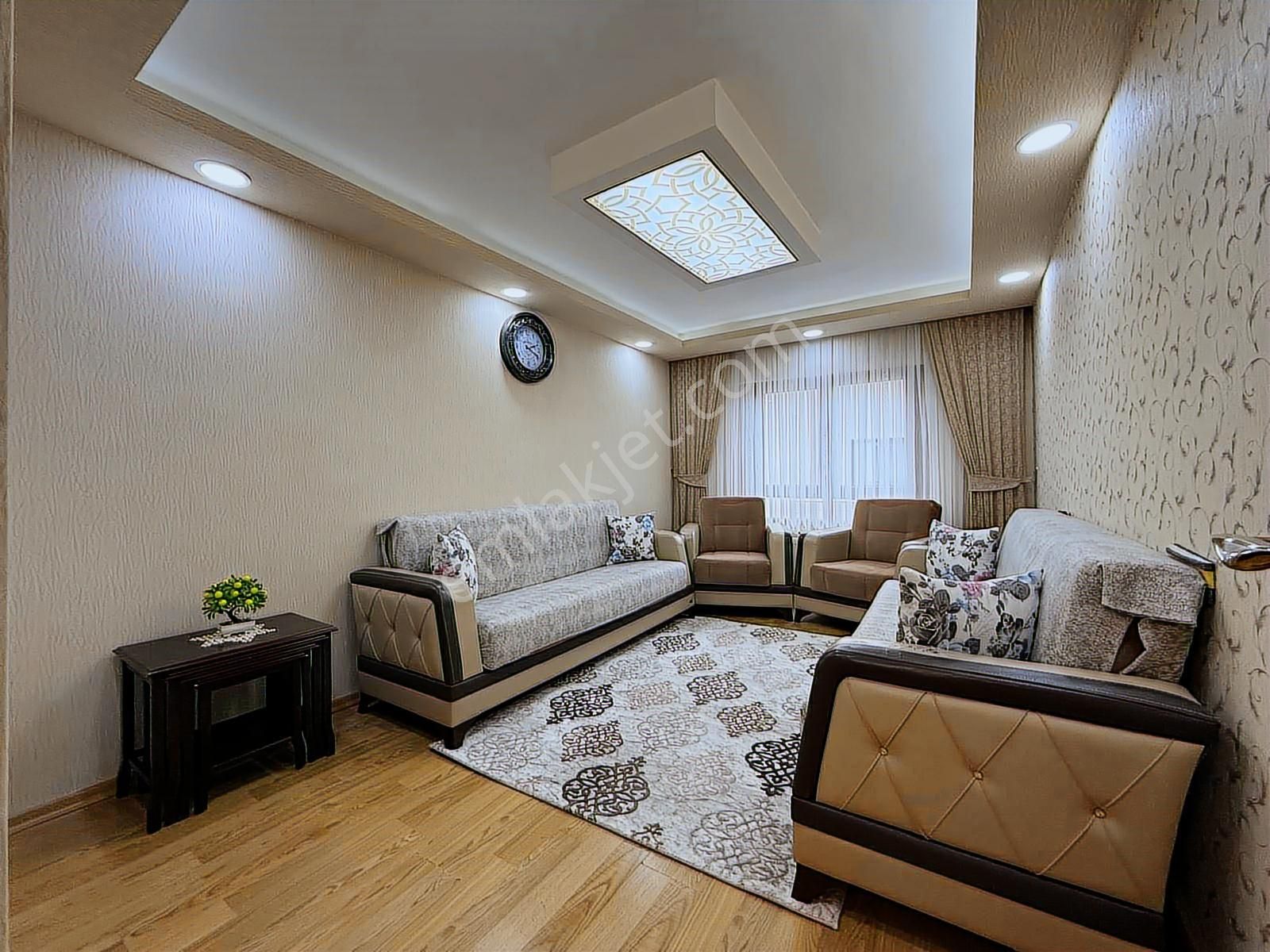 Bagcı Caddesi Yakını Katta Asansörlü 3+1 - Görsel 14